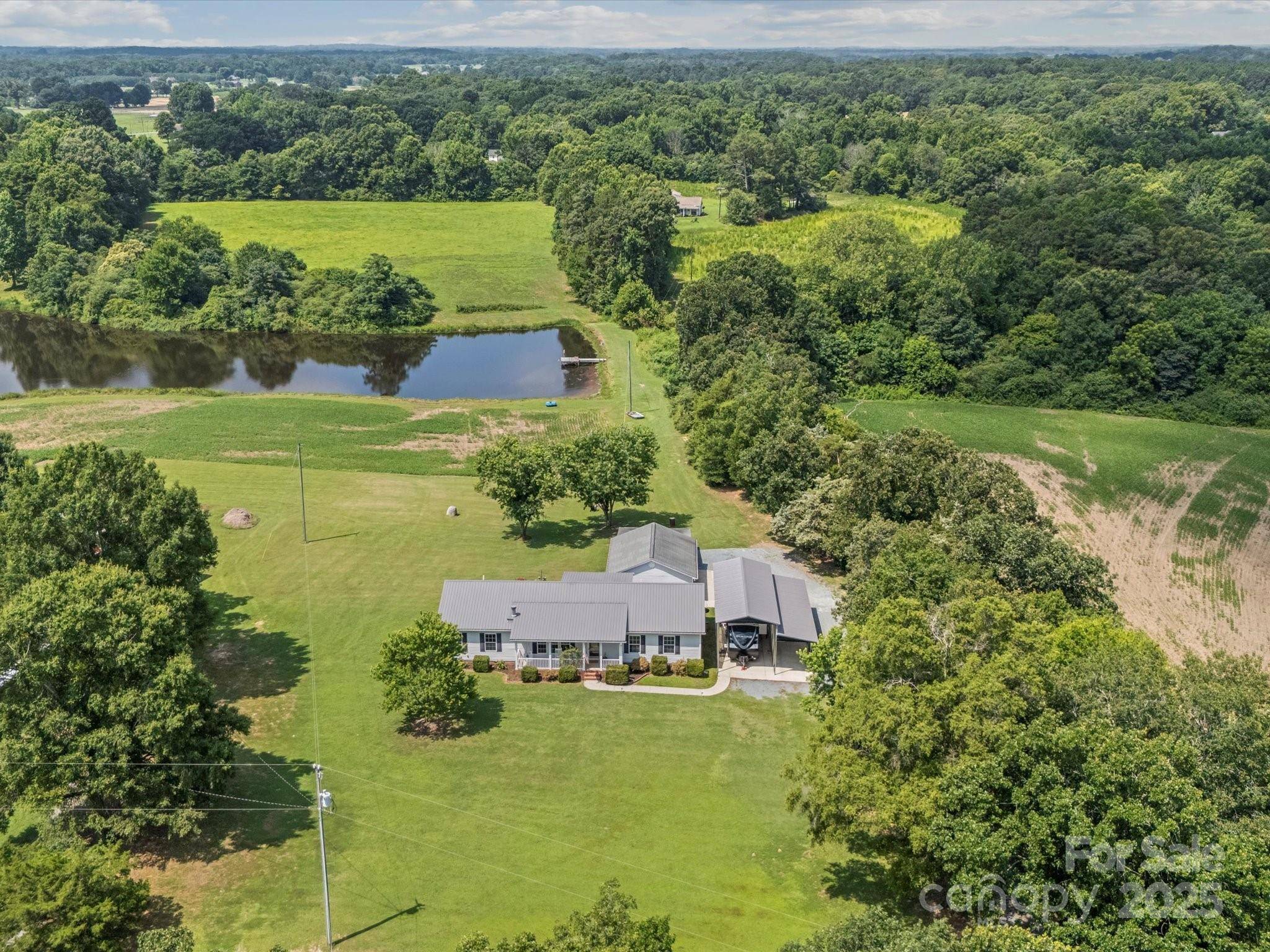 Marshville, NC 28103,714 Helms Efird RD