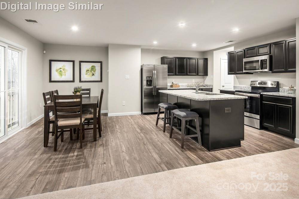Charlotte, NC 28216,5209 McCallum Meadows DR