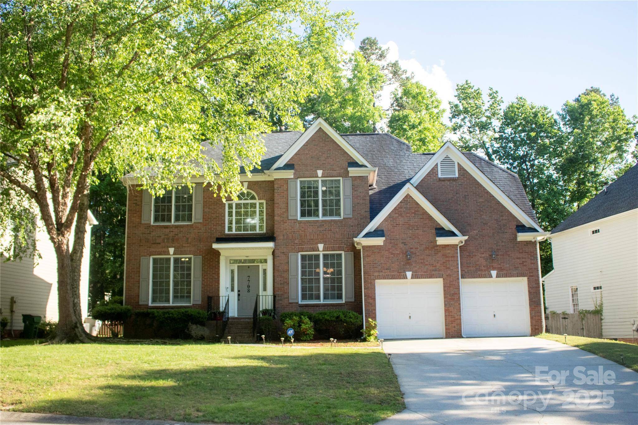 Charlotte, NC 28269,7708 Harrington Woods RD