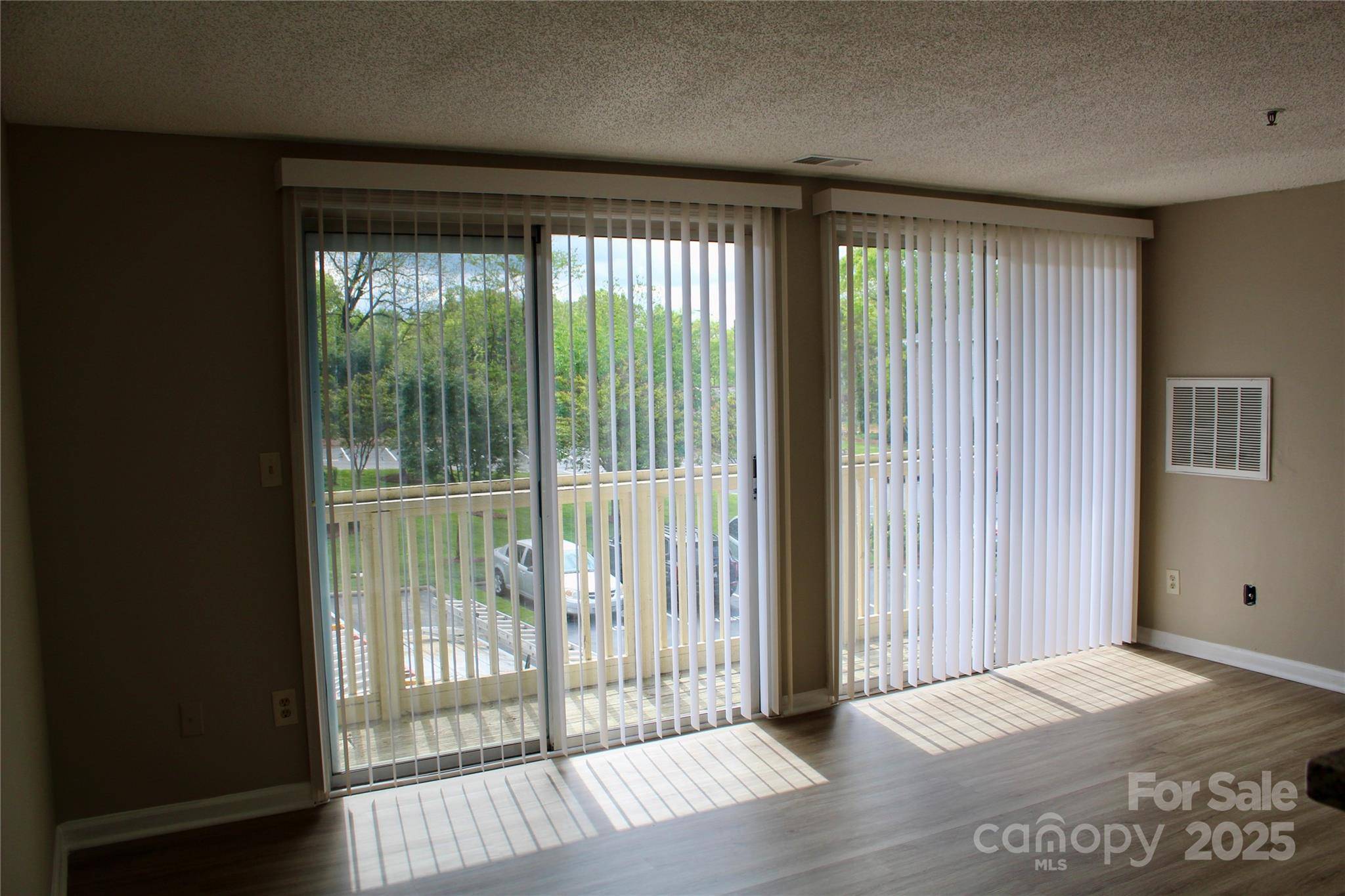 Charlotte, NC 28213,1604 Arlyn CIR #E