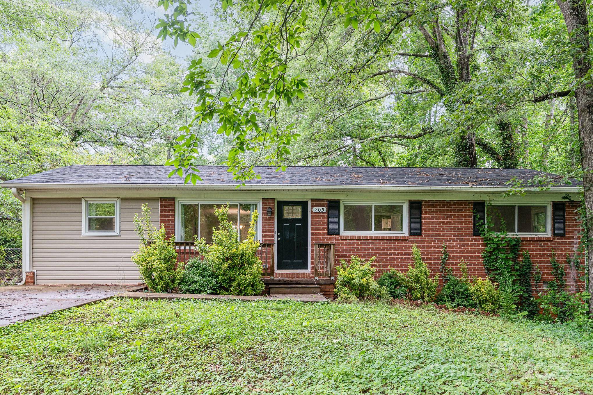 Bessemer City, NC 28016,205 E Cleveland AVE