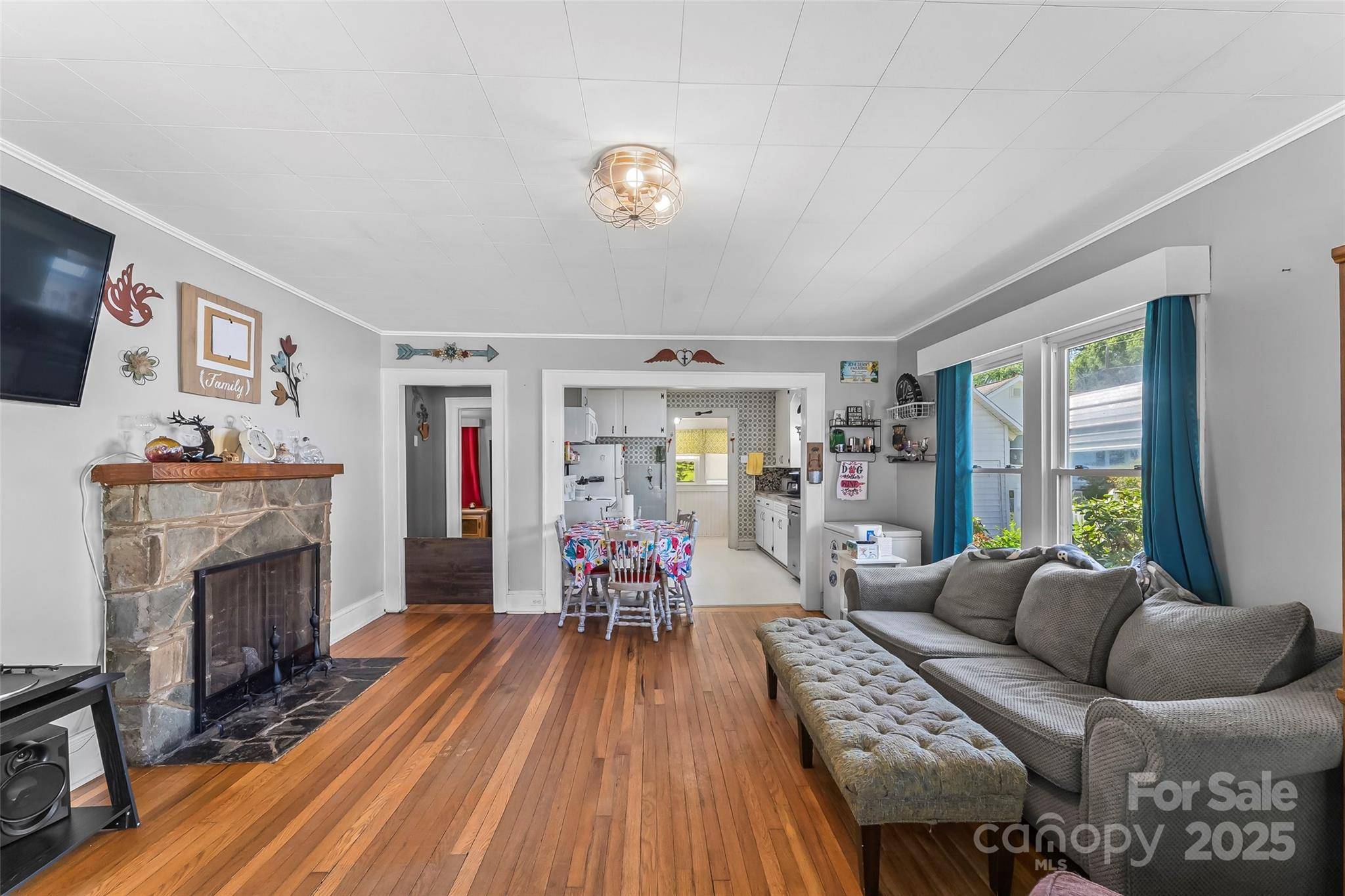 Morganton, NC 28655,302 North ST