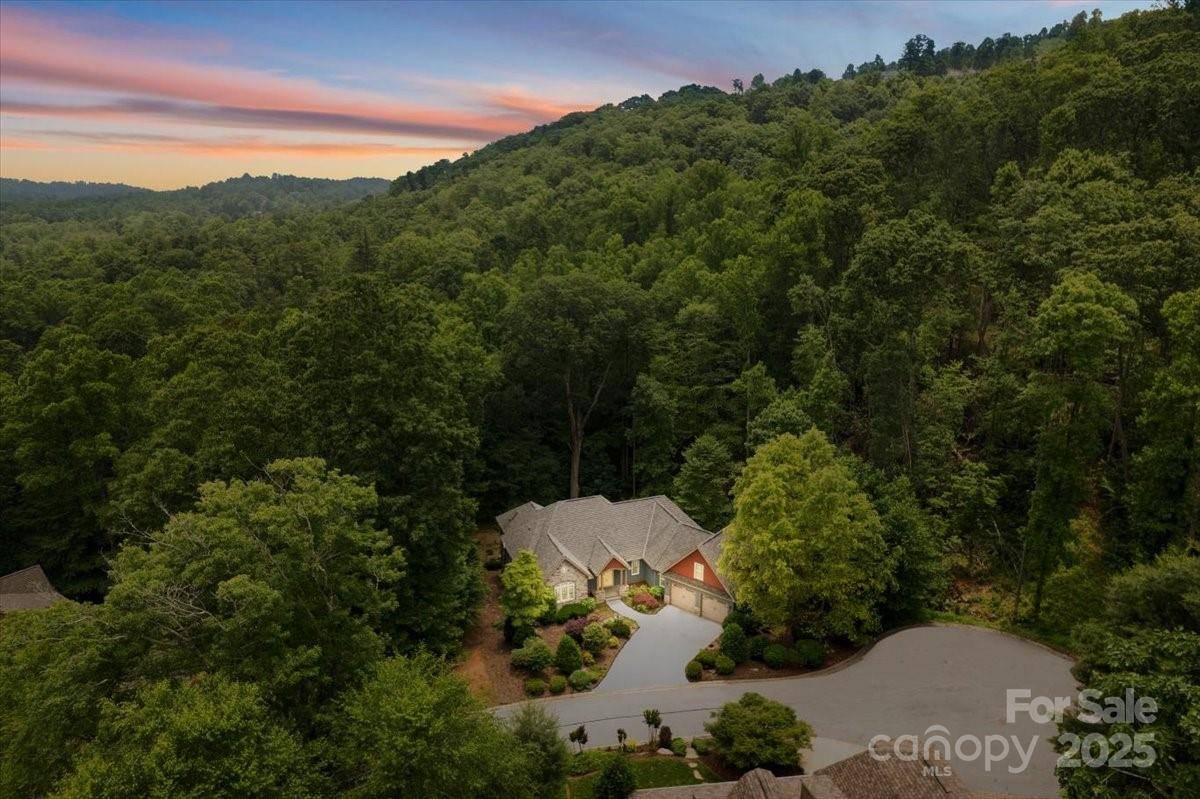 Hendersonville, NC 28791,311 Carriage Crest DR
