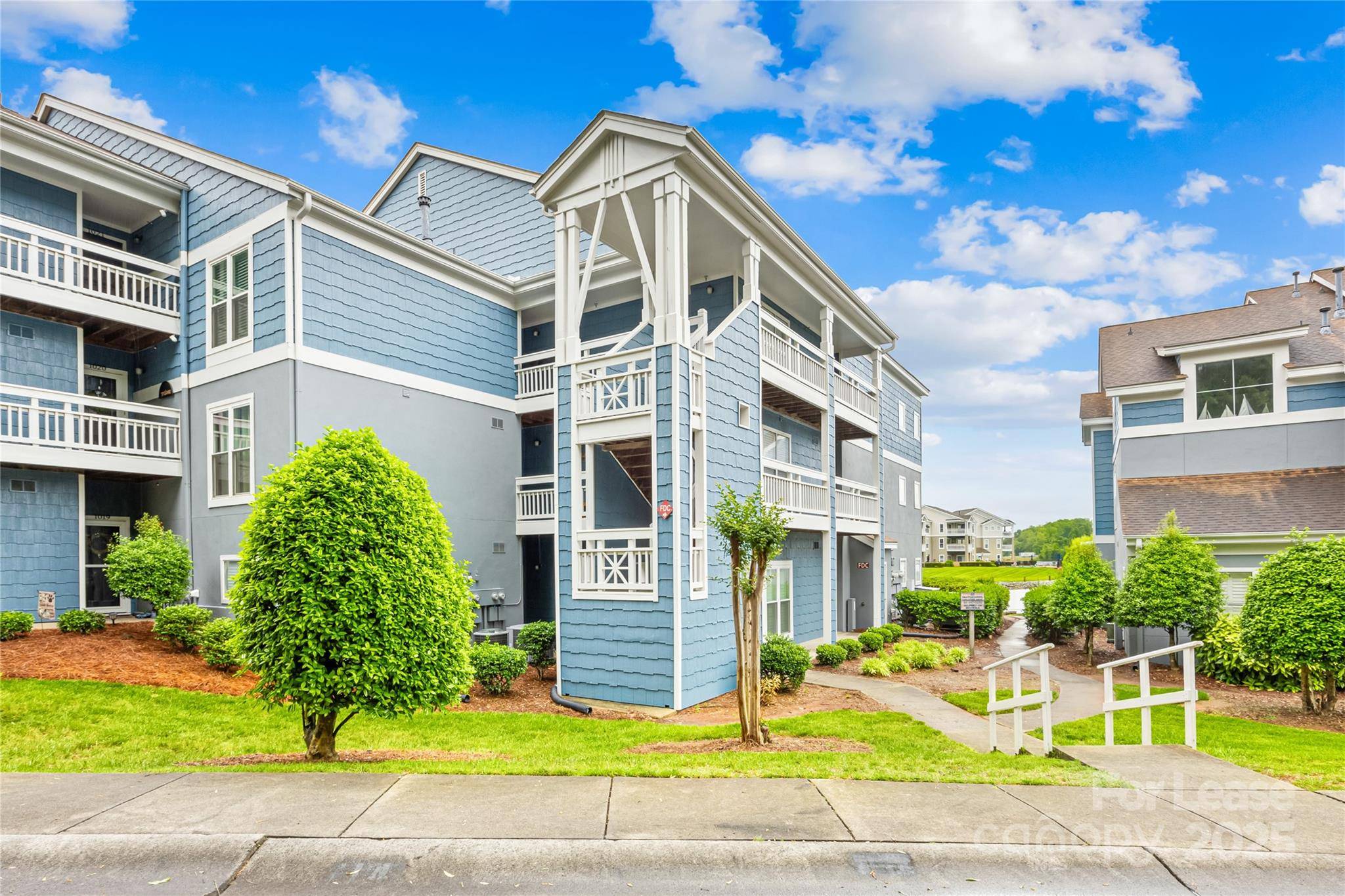 Davidson, NC 28036,1016 Southwest DR