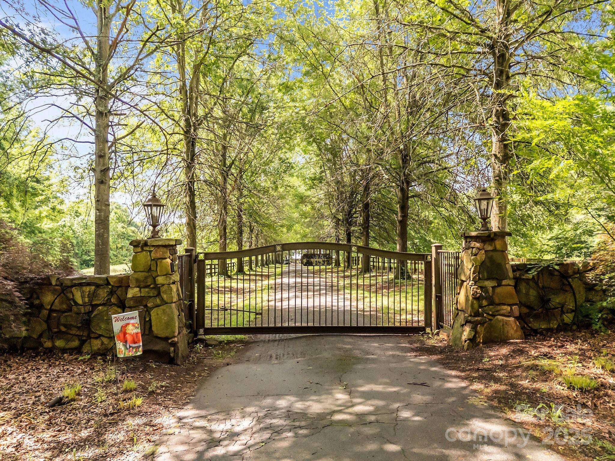 Salisbury, NC 28146,1433 Kern Carlton RD