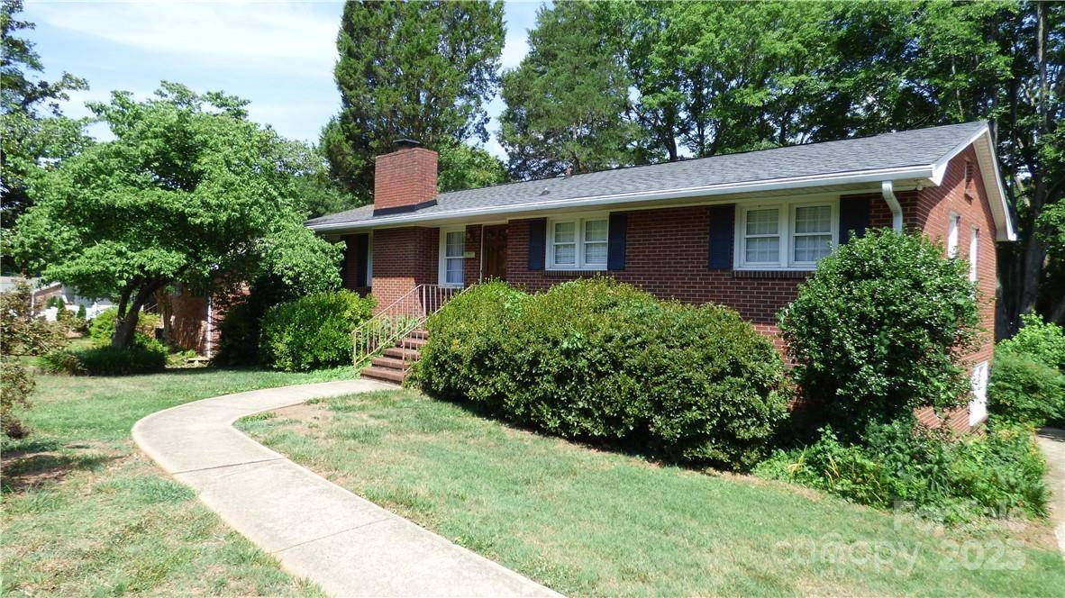 Charlotte, NC 28209,1245 Paddock CIR