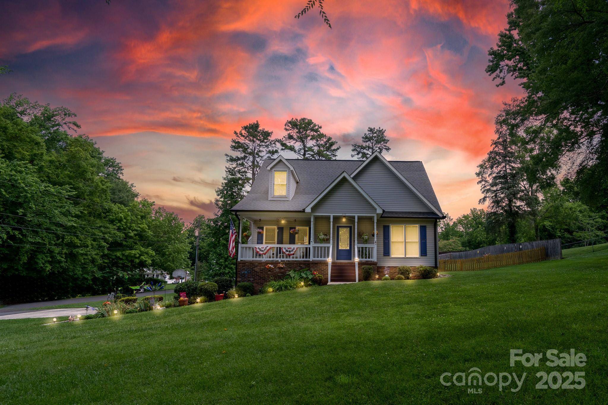 Harrisburg, NC 28075,240 Hillcrest DR