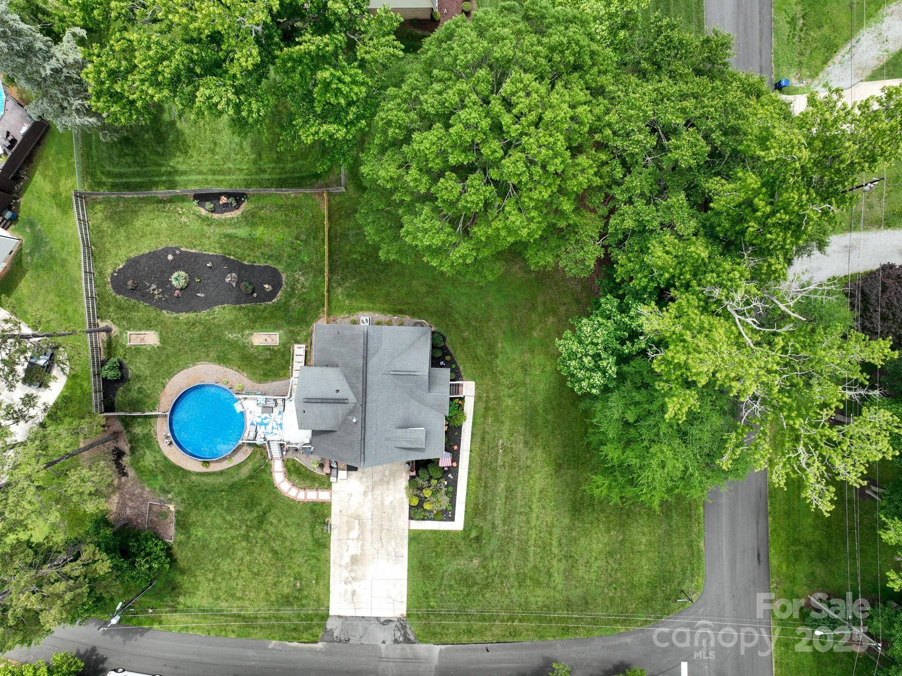 Harrisburg, NC 28075,240 Hillcrest DR