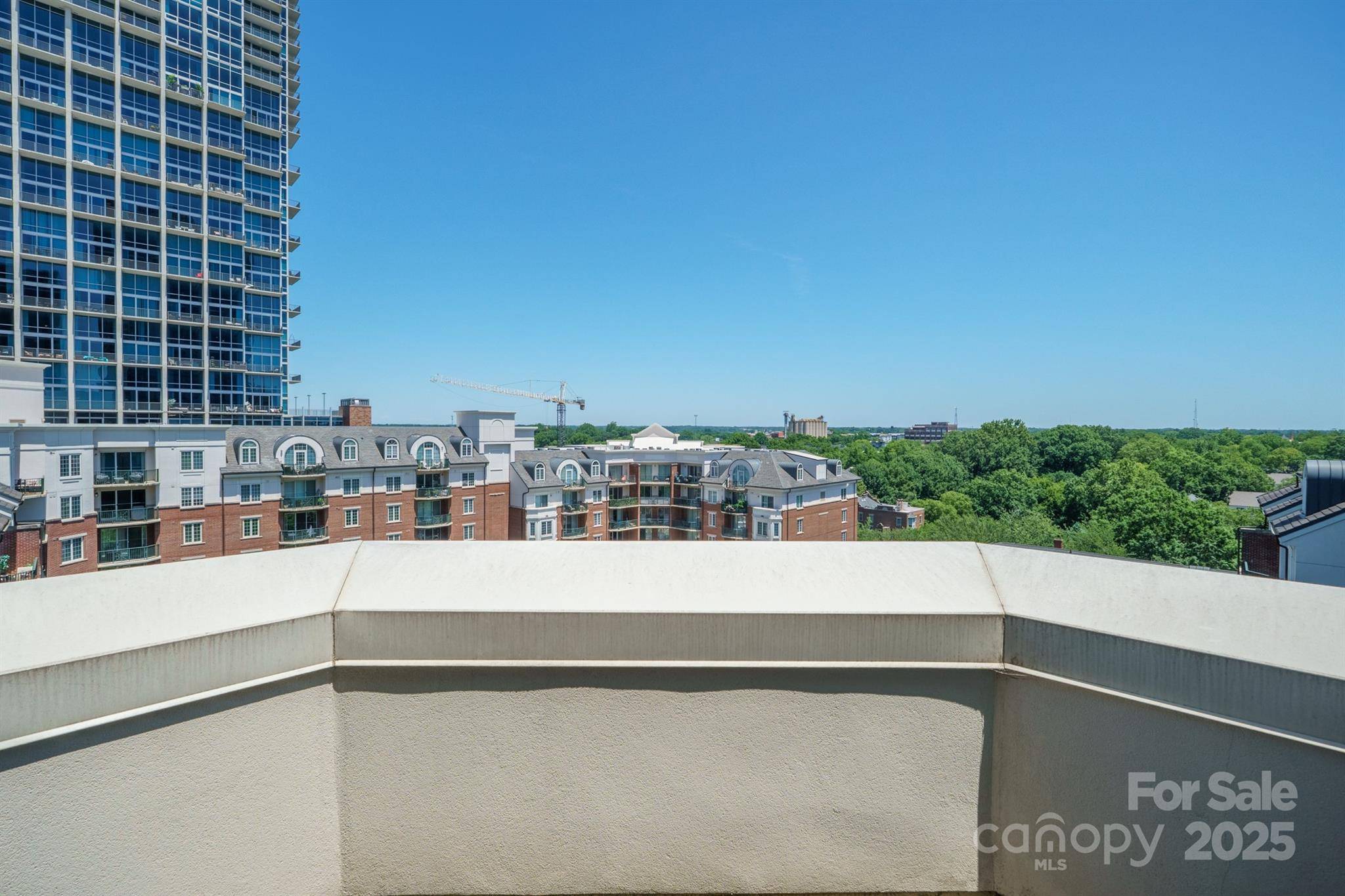 Charlotte, NC 28202,300 W 5th ST #812