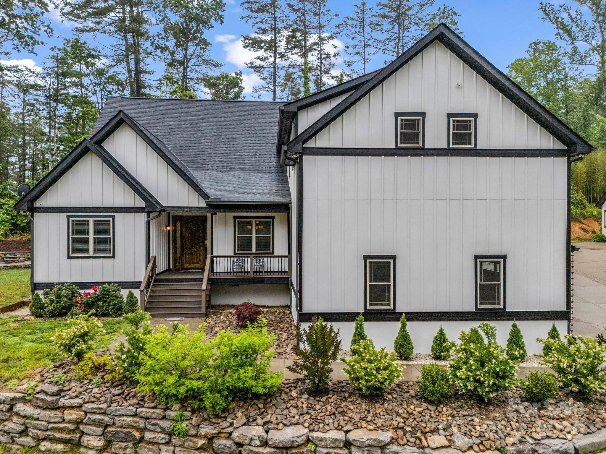 Hendersonville, NC 28739,165 Kirkwood Hill LN