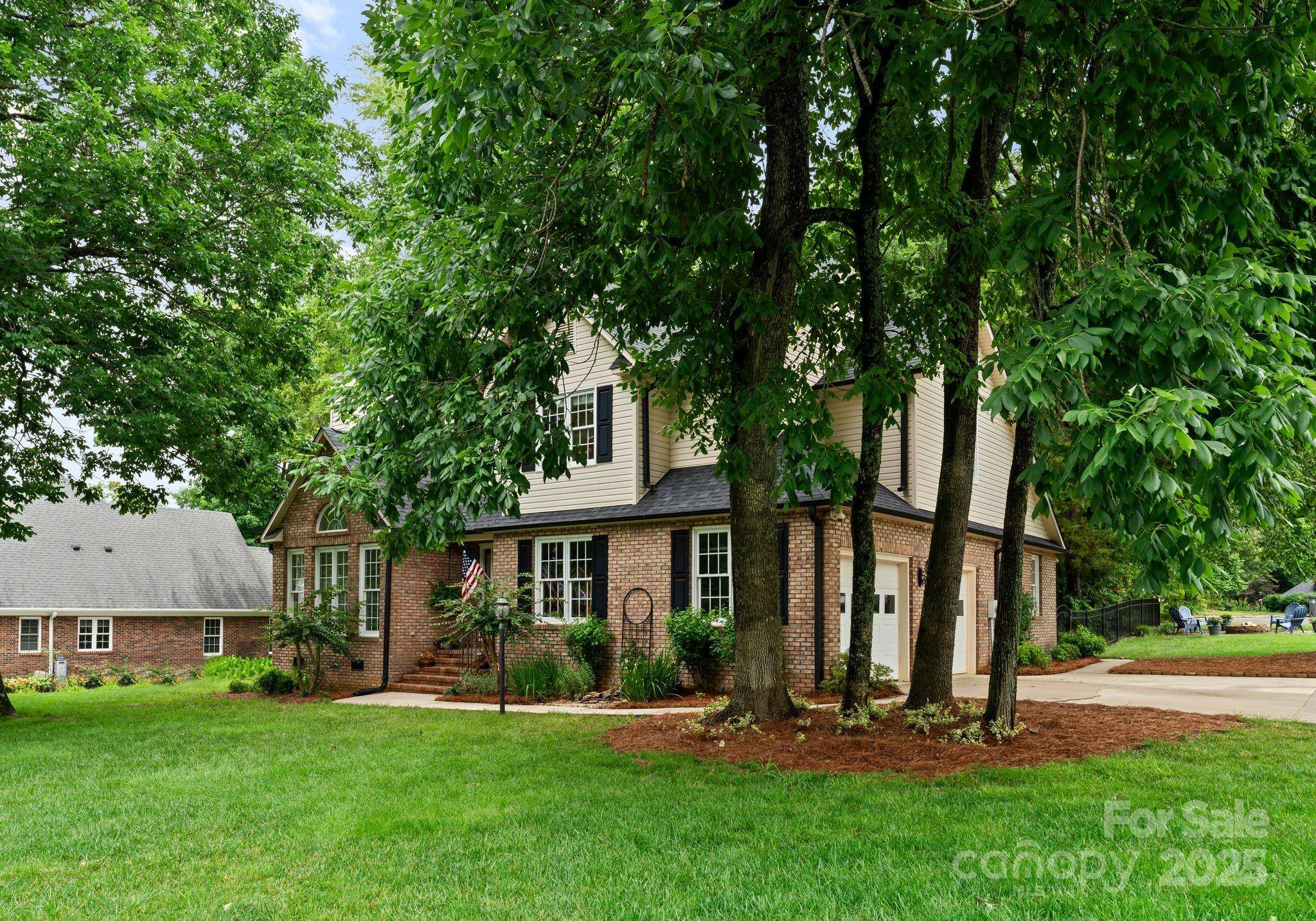 Kannapolis, NC 28081,901 Brighton DR