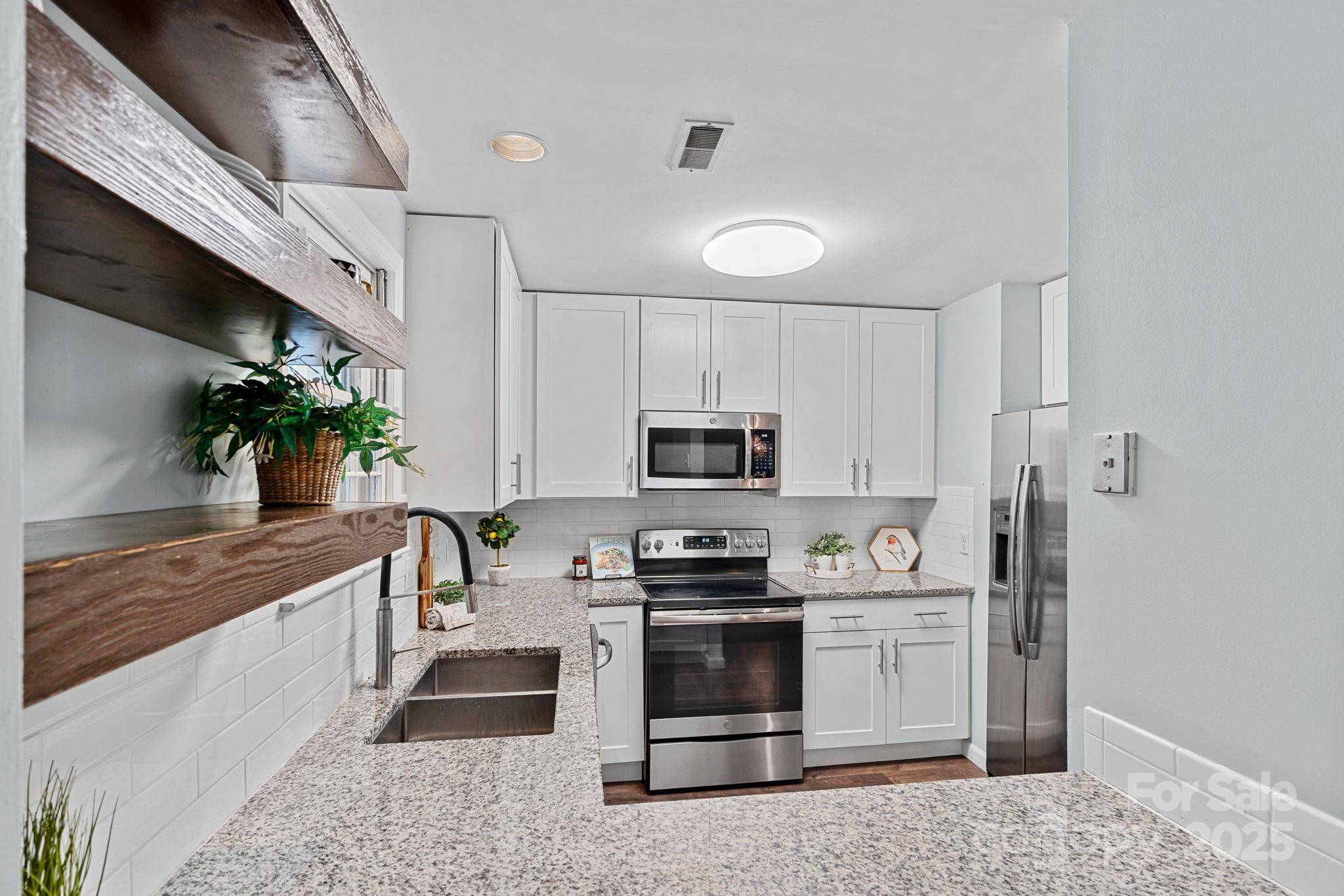 Charlotte, NC 28209,3308 Selwyn Farms LN #5
