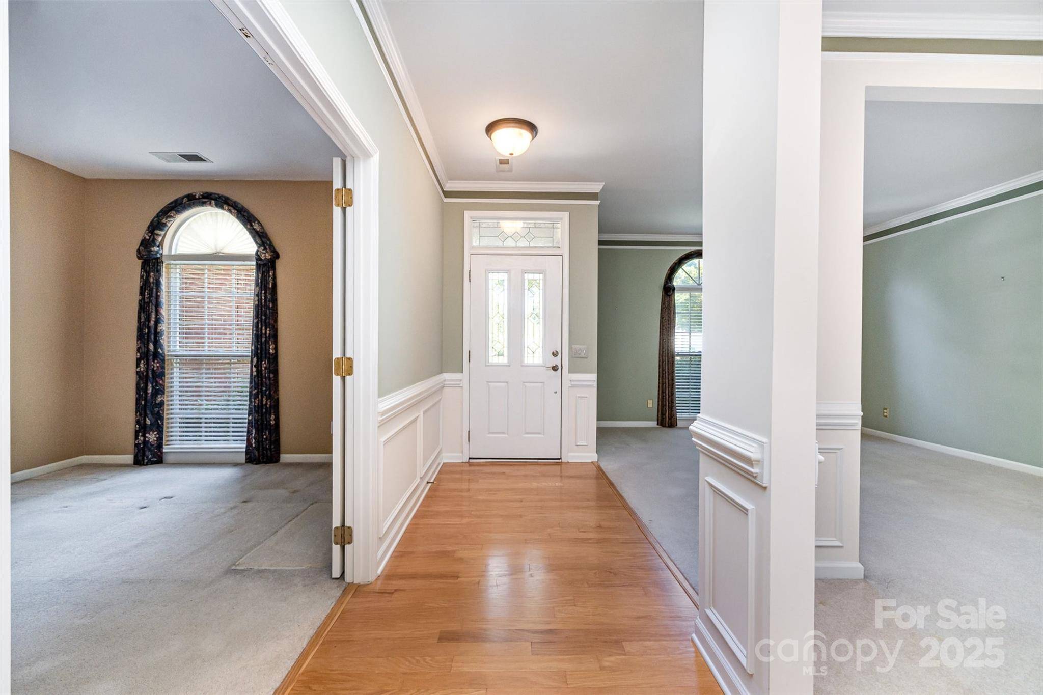 Charlotte, NC 28277,9419 Olivia LN