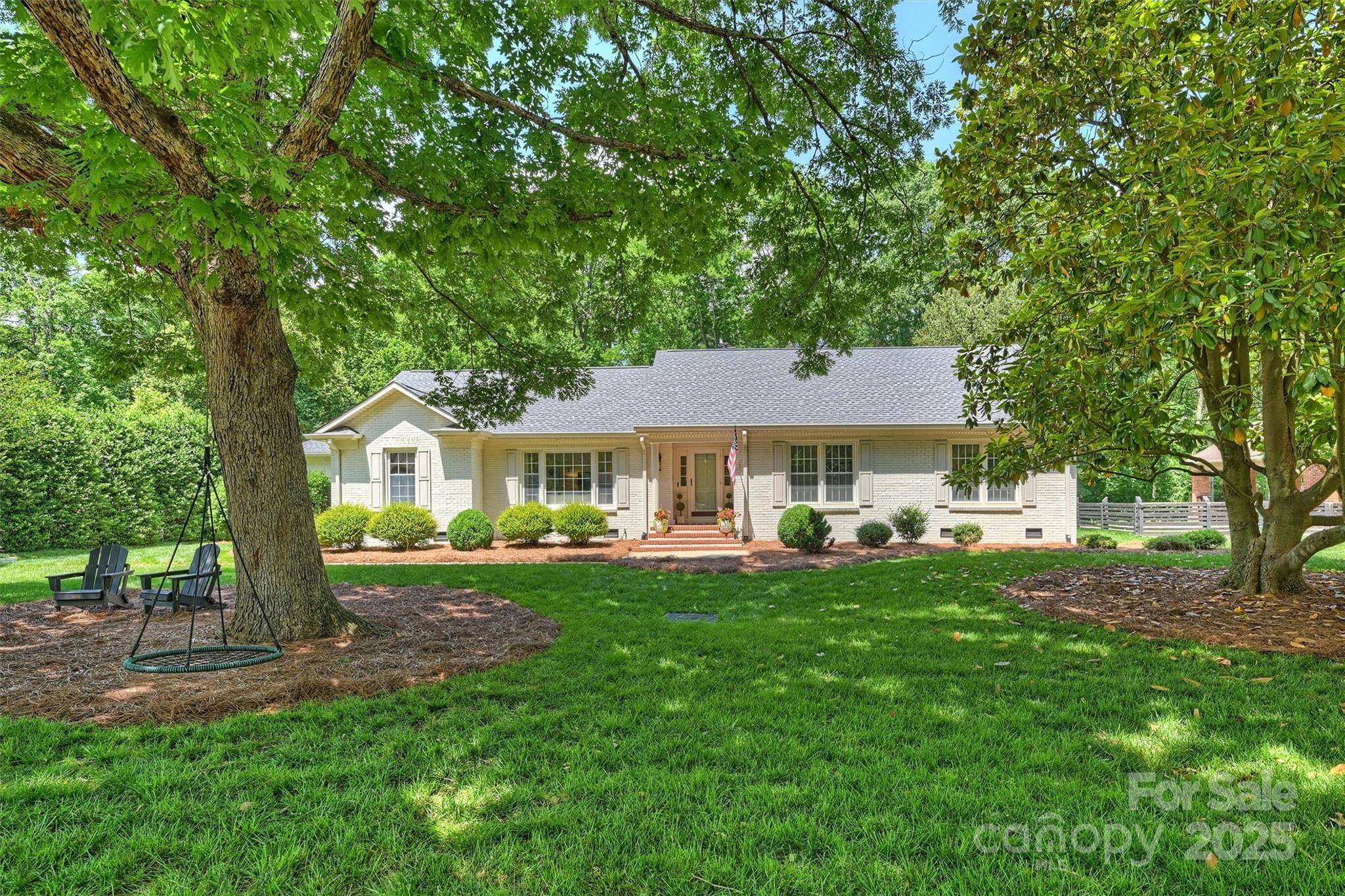 Charlotte, NC 28226,7022 Lancer DR