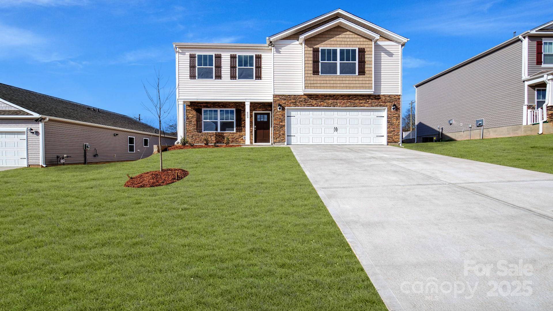 Asheville, NC 28804,831 Adelston LN