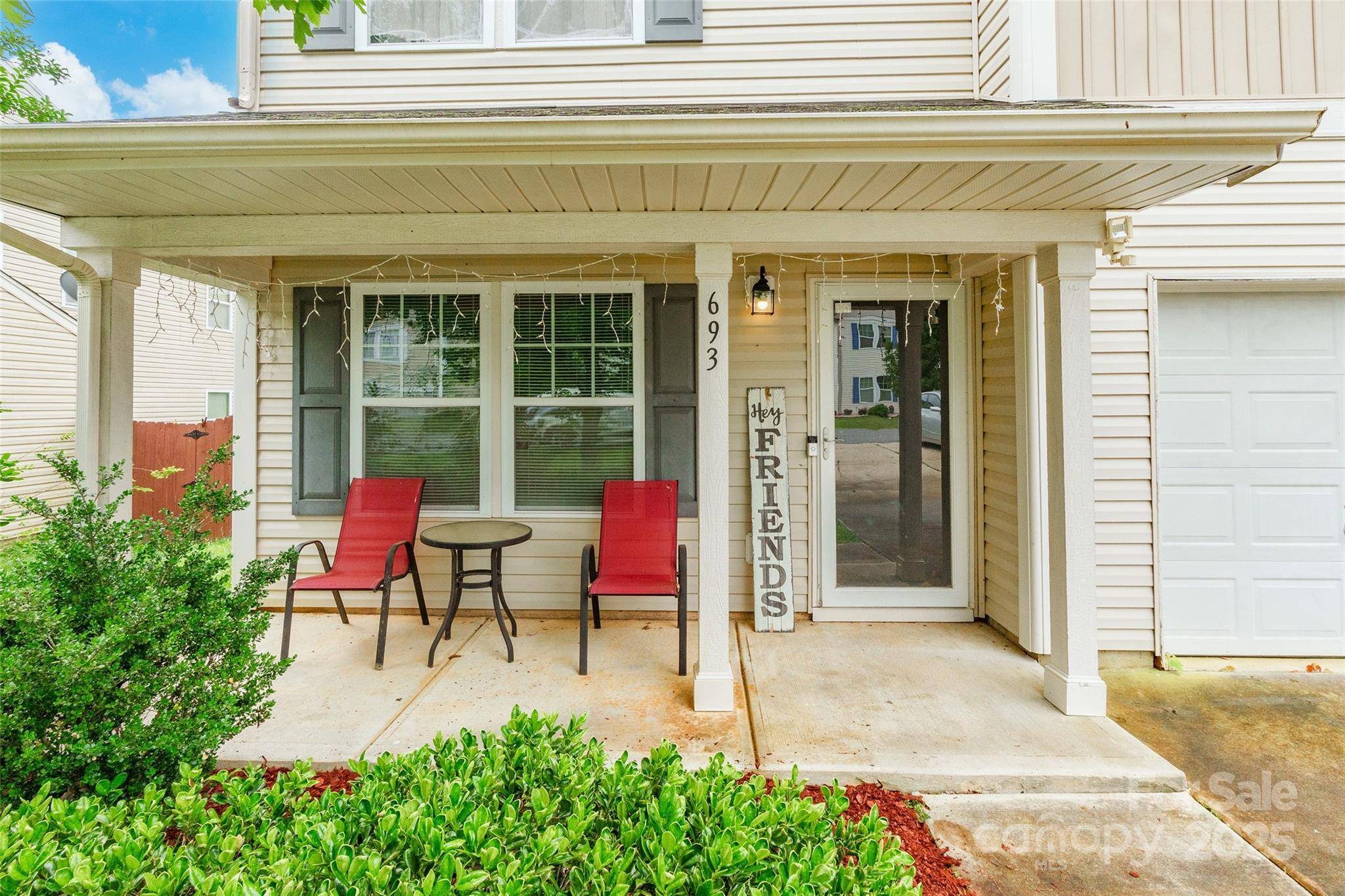 York, SC 29745,693 Carybrook CT