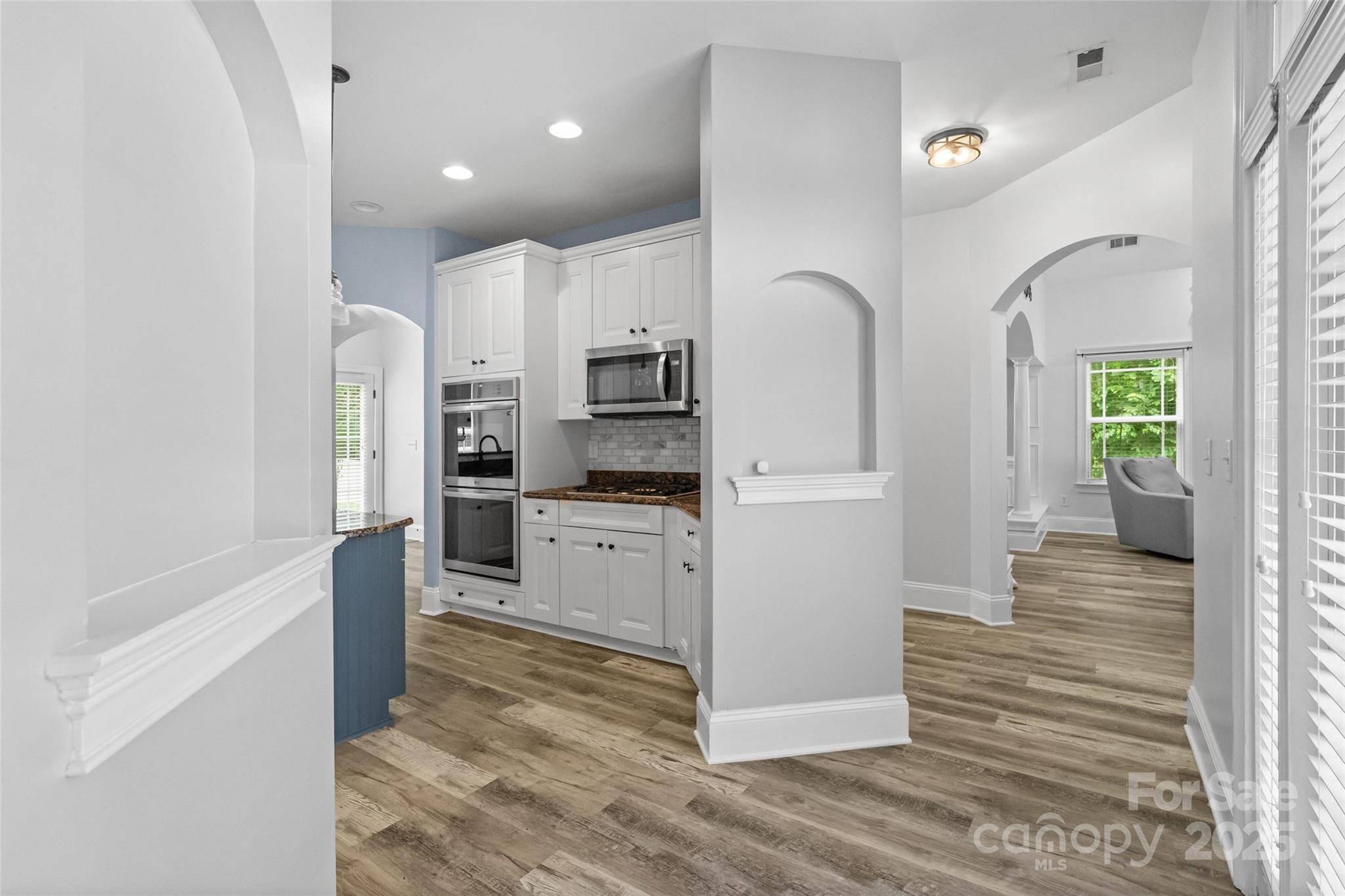 Matthews, NC 28105,1009 Jerry LN