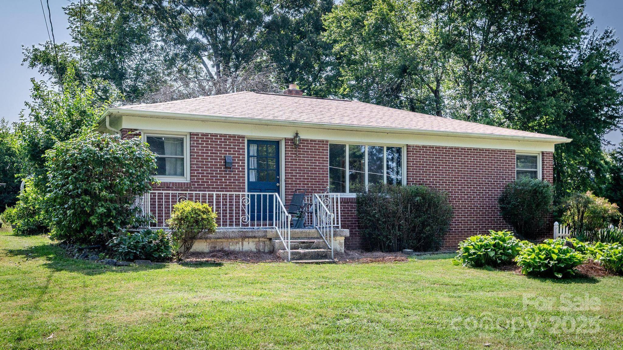 Hickory, NC 28601,616 26th ST NW