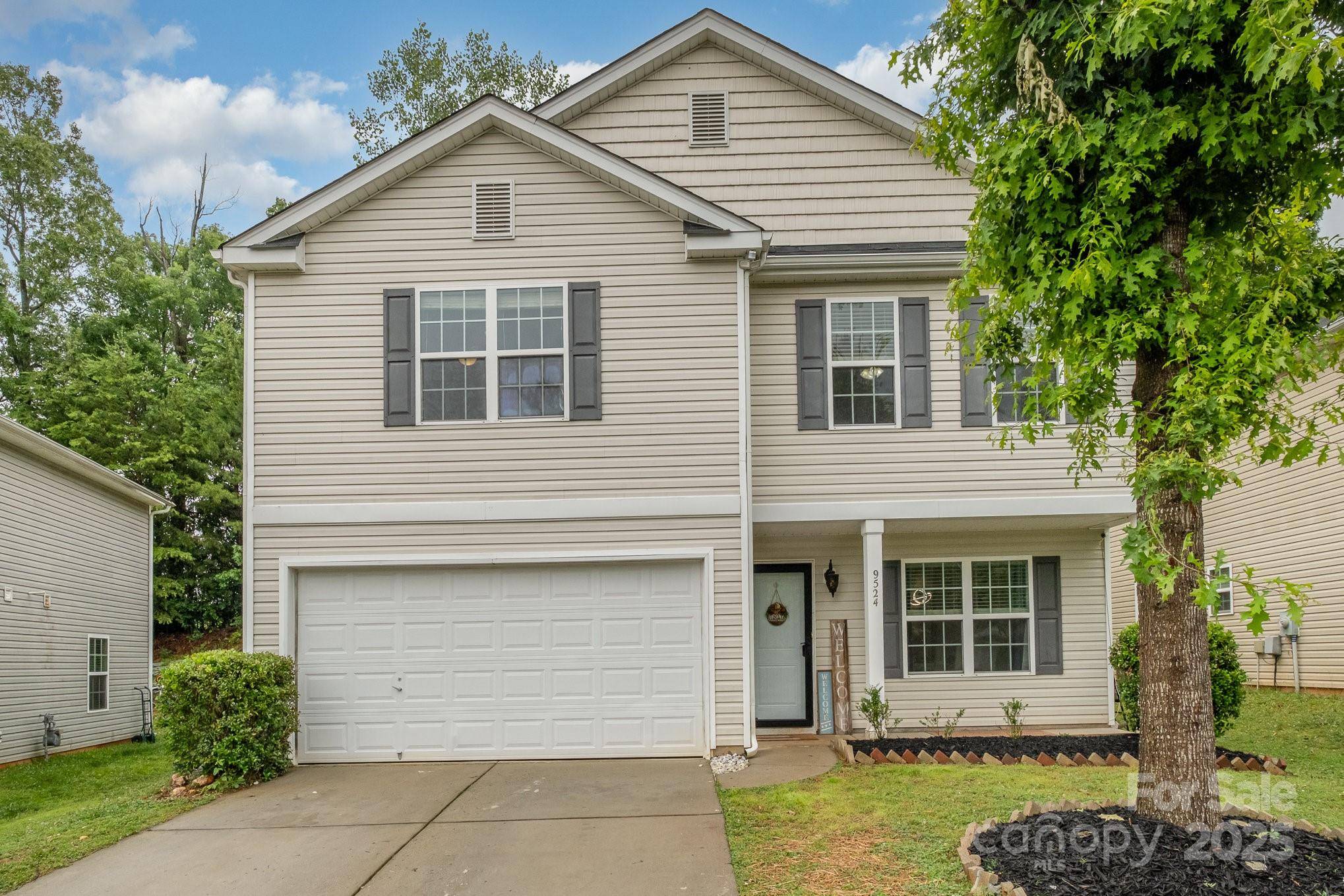 Charlotte, NC 28214,9524 Eagle Feathers DR
