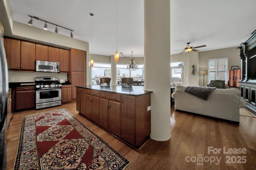 Charlotte, NC 28210,4620 Piedmont Row DR