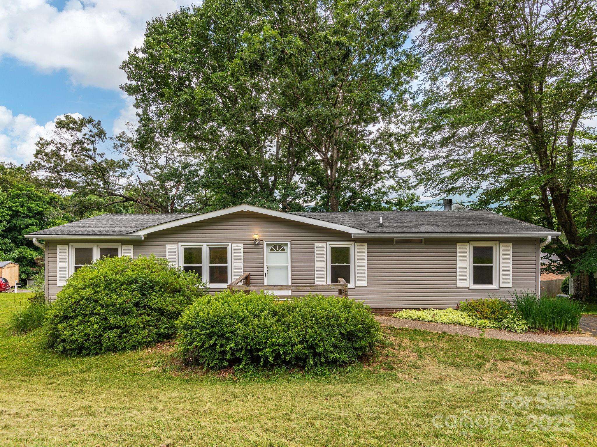 Black Mountain, NC 28711,32 Lake Eden CIR