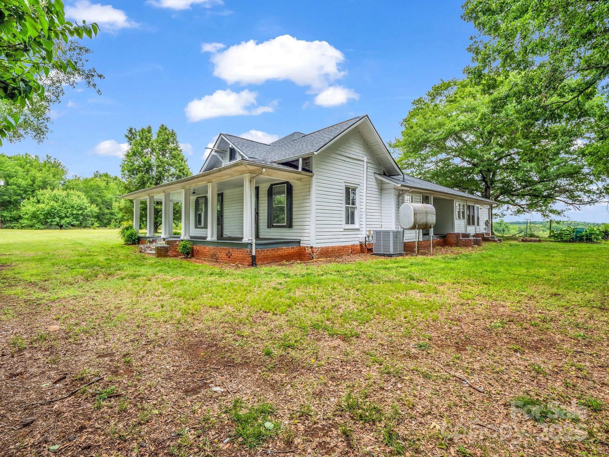 Ellenboro, NC 28040,226 Dobbins RD