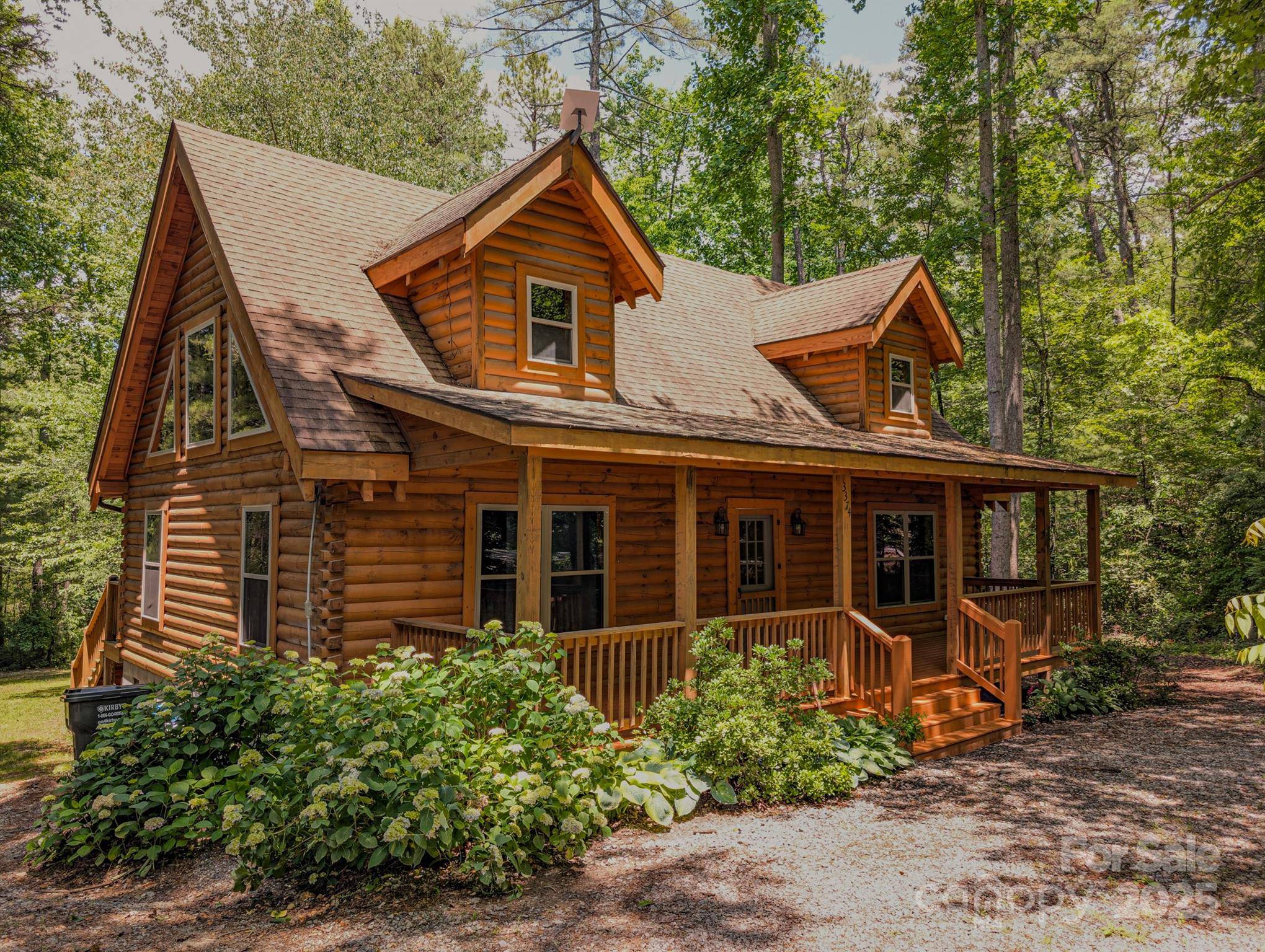 Hendersonville, NC 28792,3374 Locust Grove RD