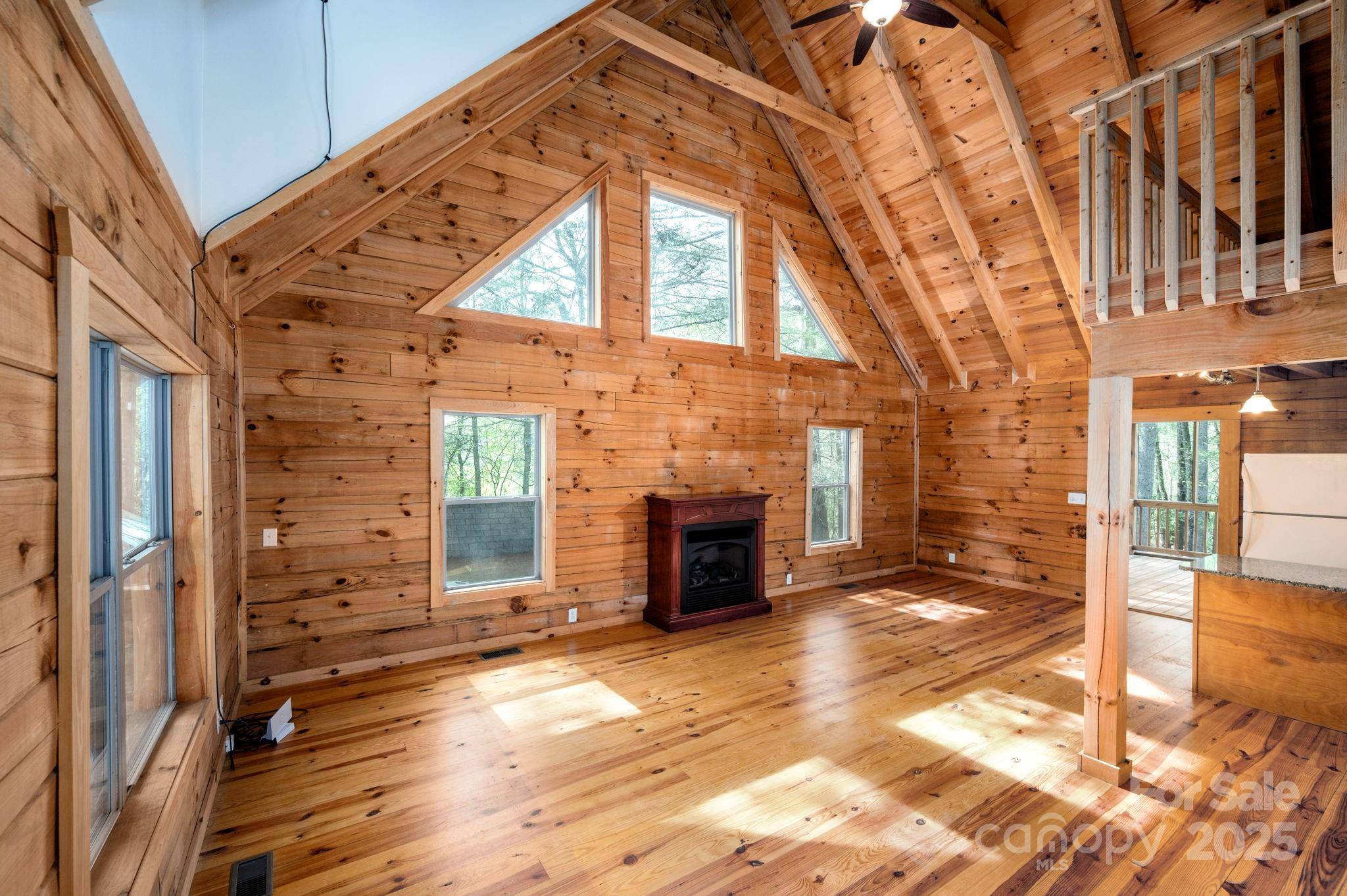 Hendersonville, NC 28792,3374 Locust Grove RD