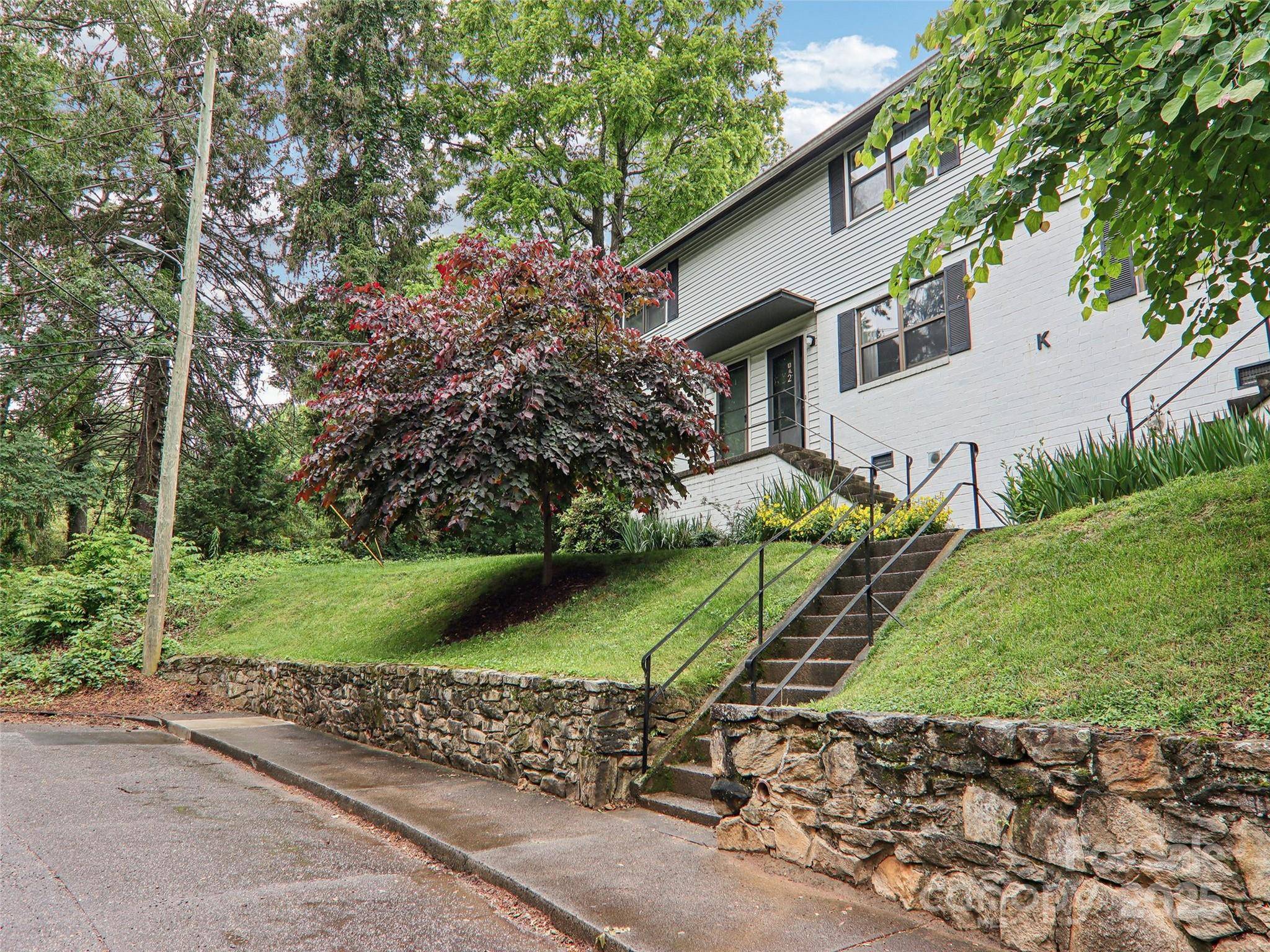 Asheville, NC 28803,615 Biltmore AVE #K2