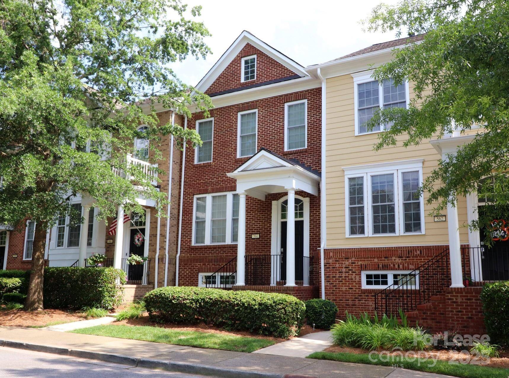 Fort Mill, SC 29708,564 Sixth Baxter XING