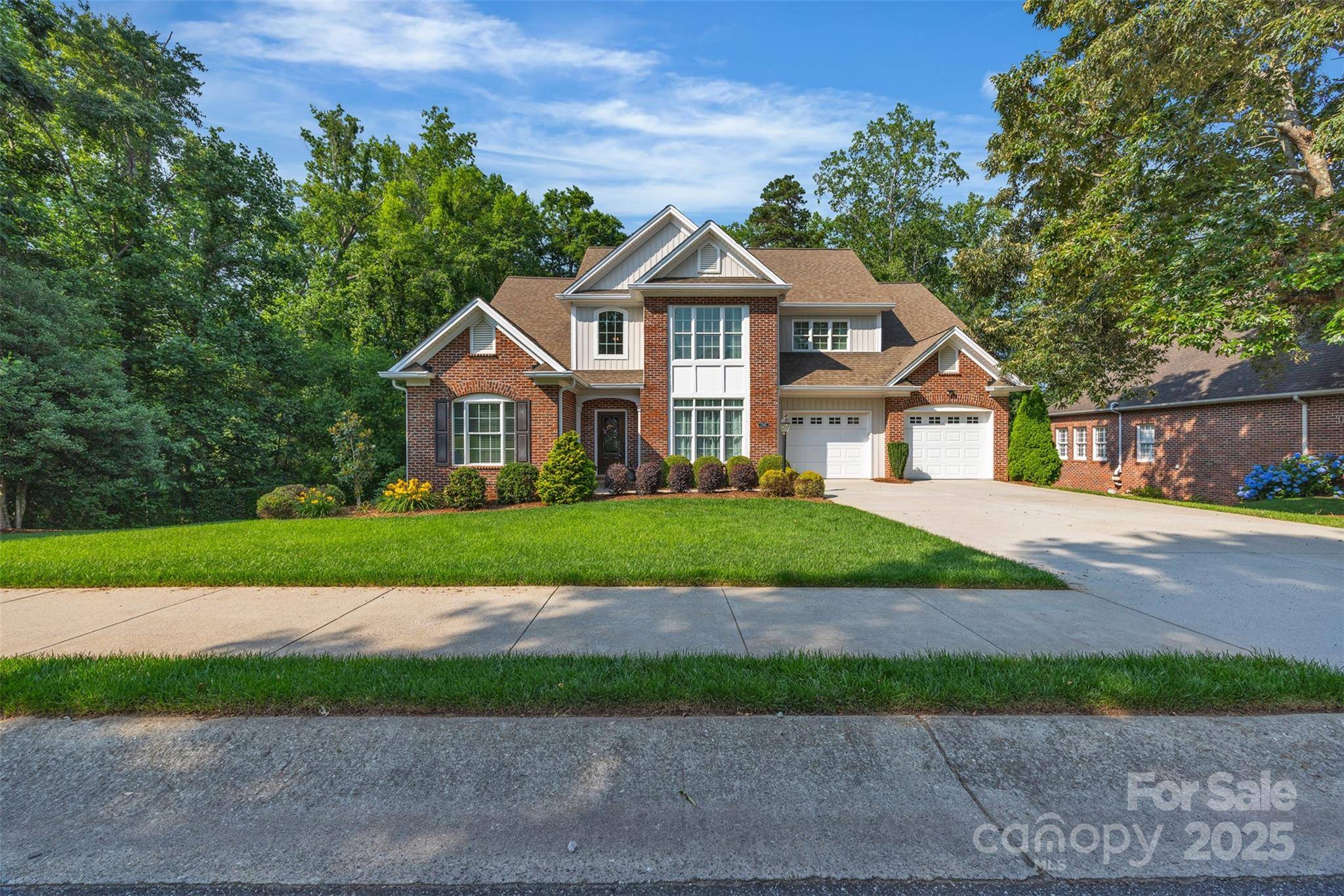 Hickory, NC 28601,1747 30th Avenue DR NE