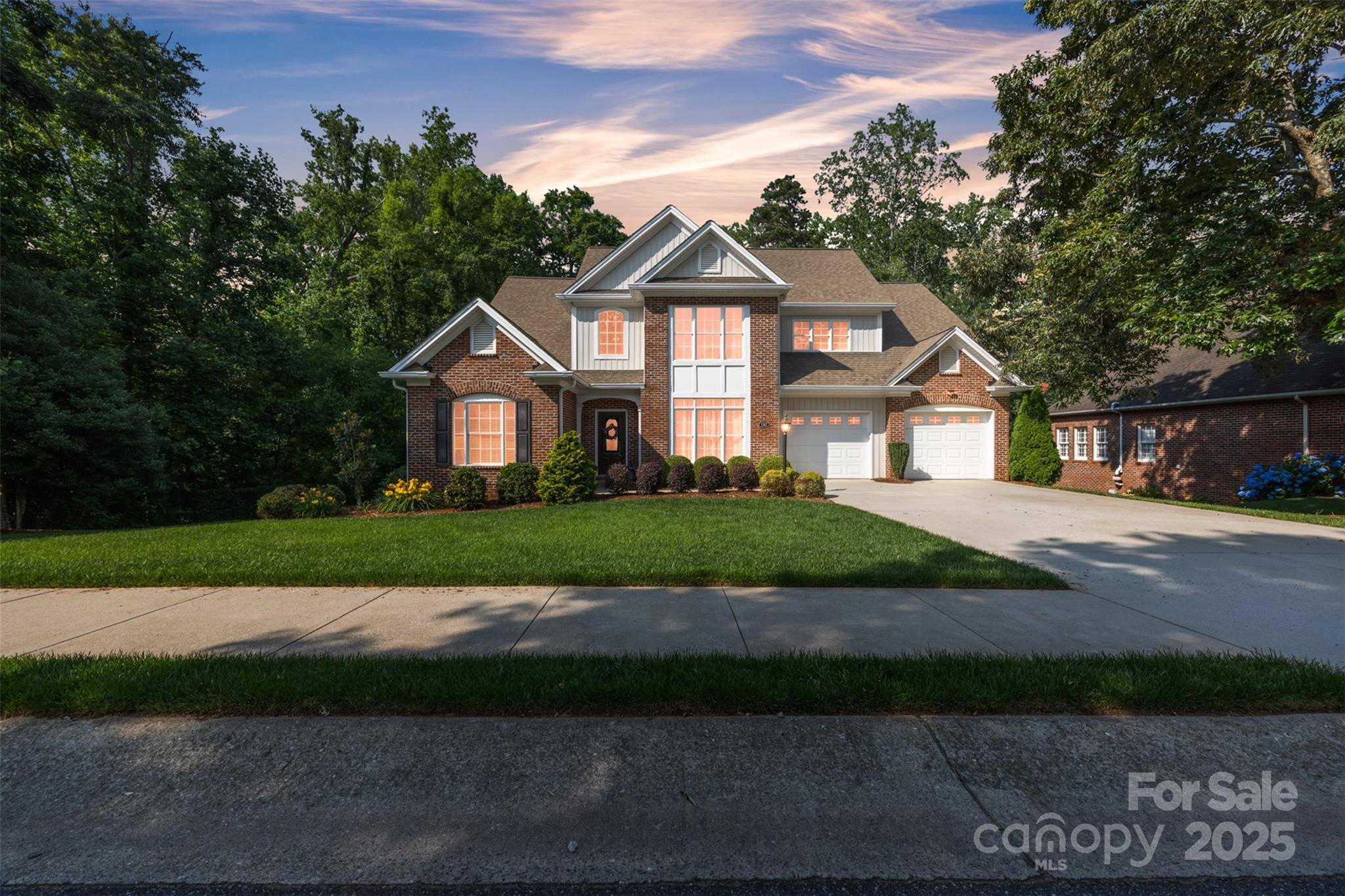 Hickory, NC 28601,1747 30th Avenue DR NE
