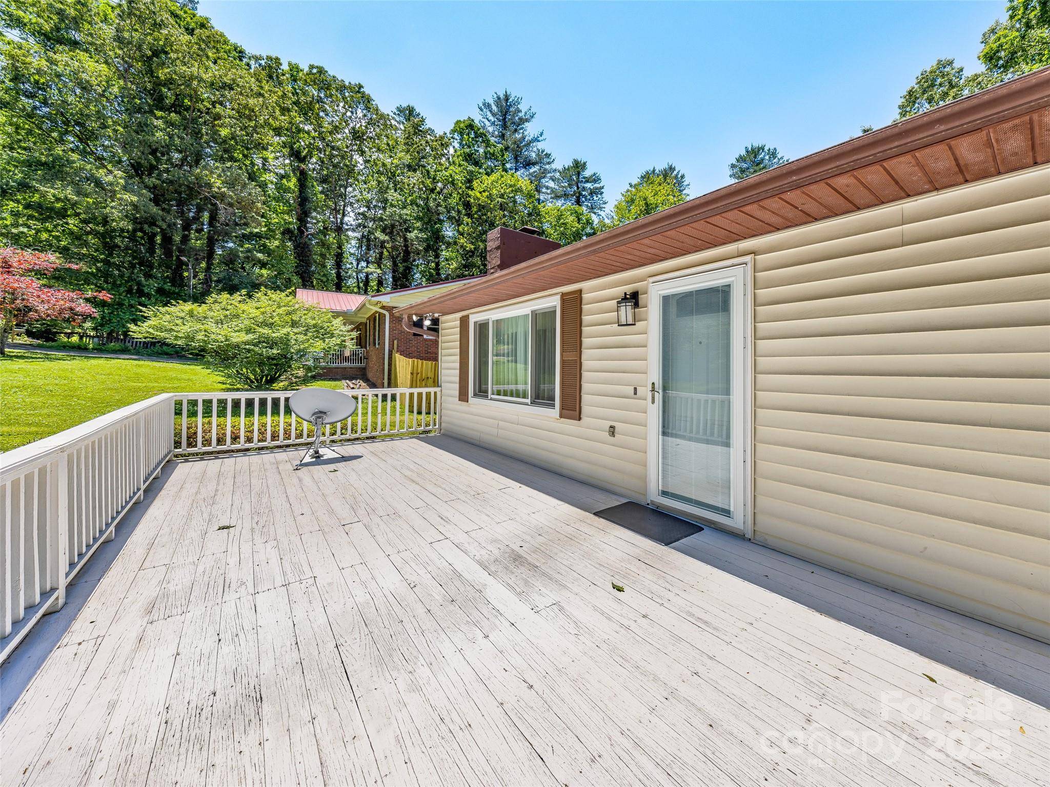 Etowah, NC 28729,167 Evergreen Hill DR