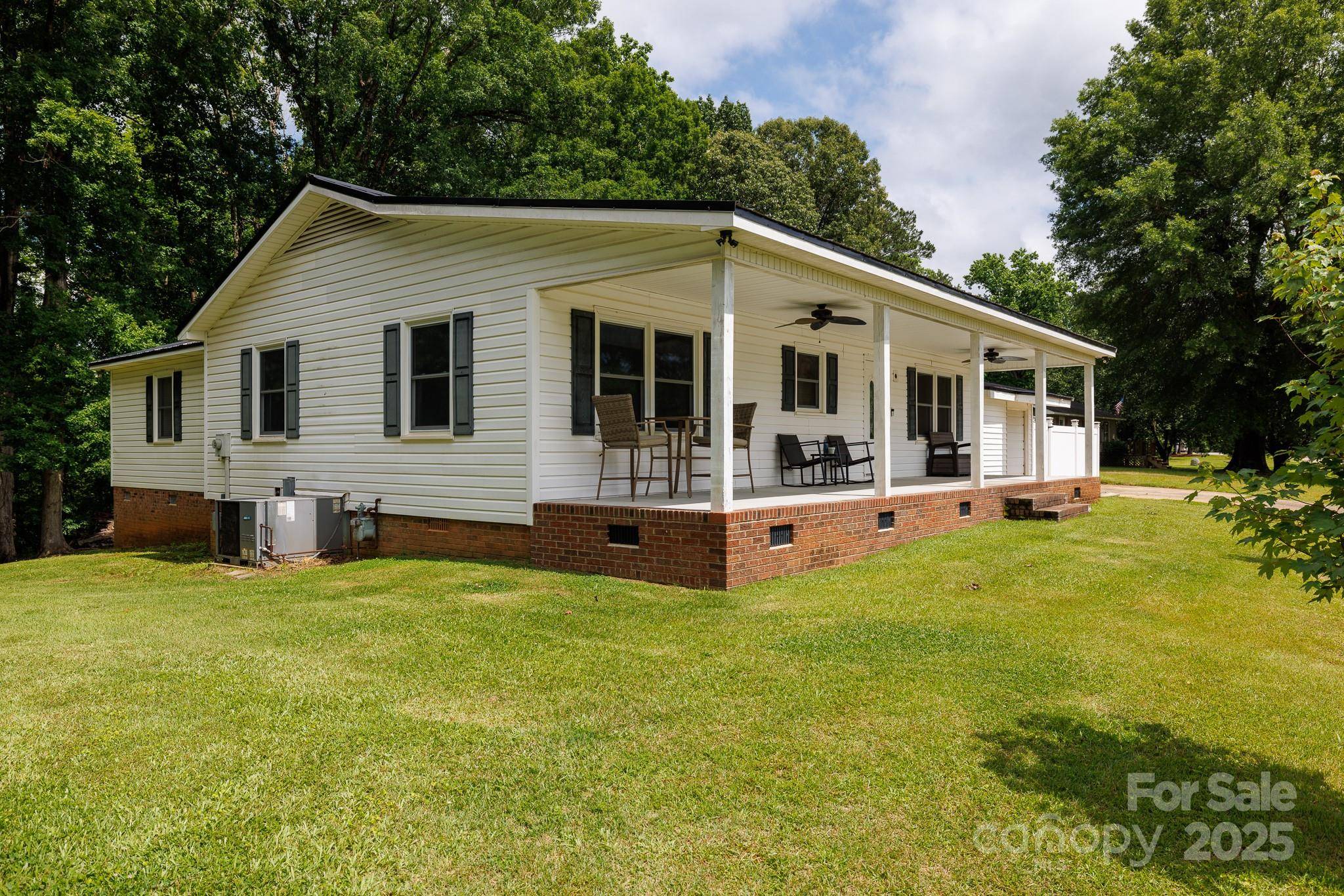 Fort Lawn, SC 29714,1197 Fincher RD