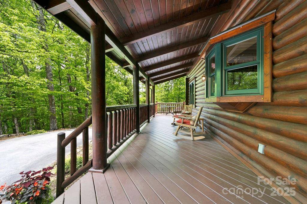 Brevard, NC 28712,76 Isuhdavga CT