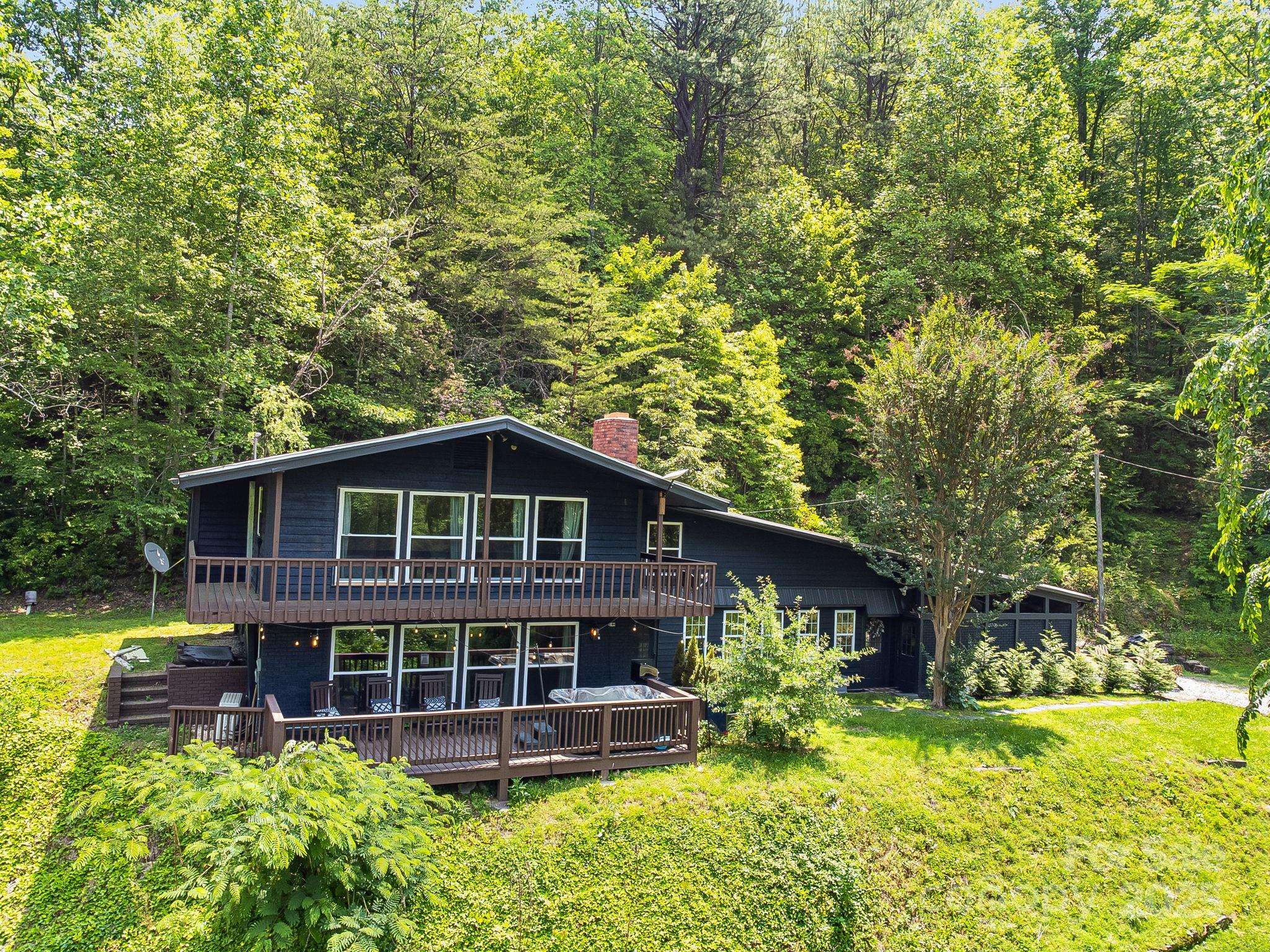 Bryson City, NC 28713,6541 Grassy Branch RD