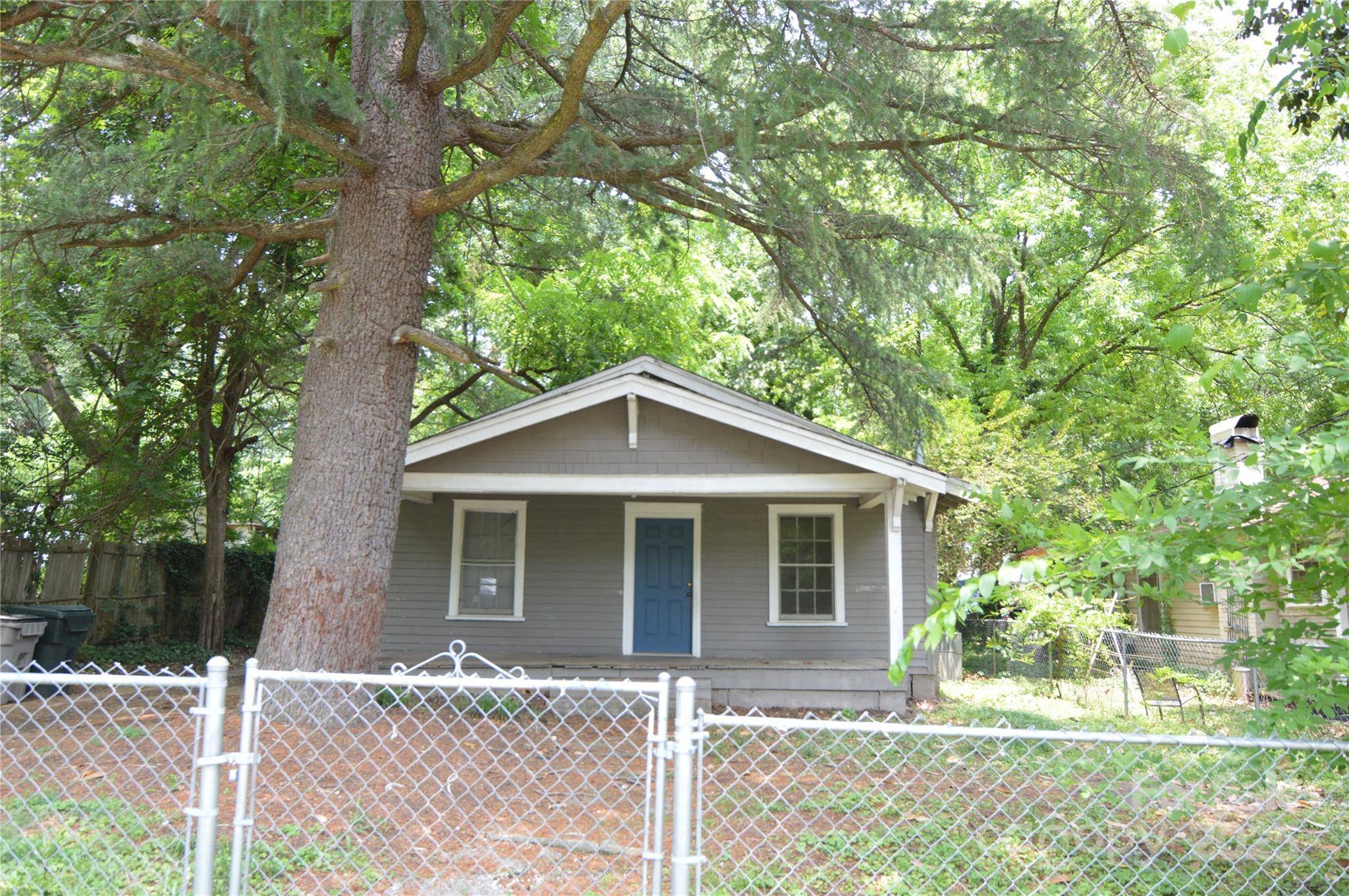 Gastonia, NC 28052,1216 Mountain AVE