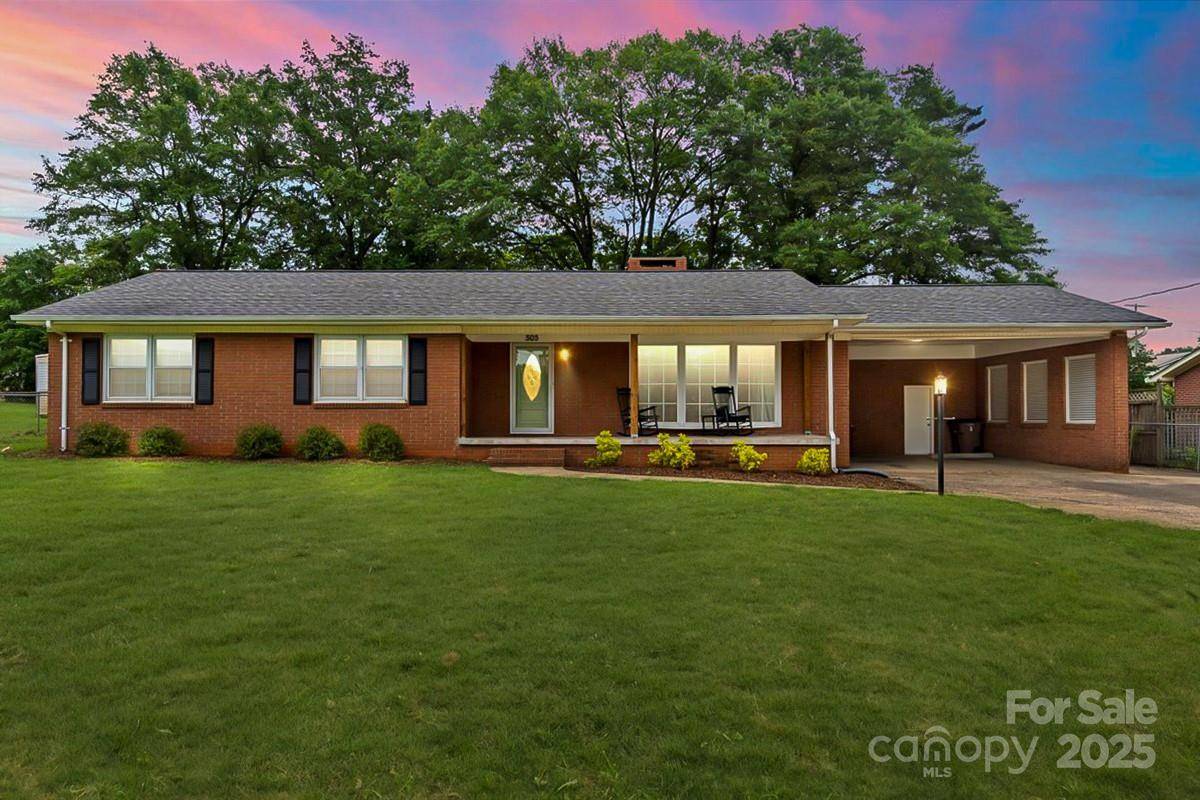 Shelby, NC 28152,505 Melody LN