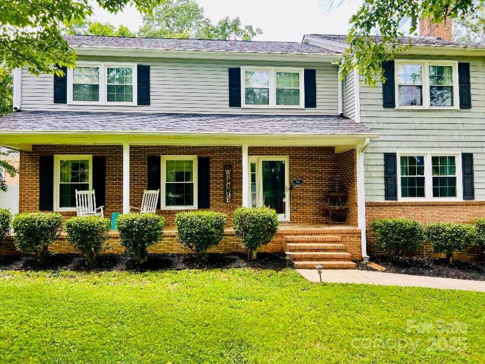 Gastonia, NC 28056,734 Forestbrook DR