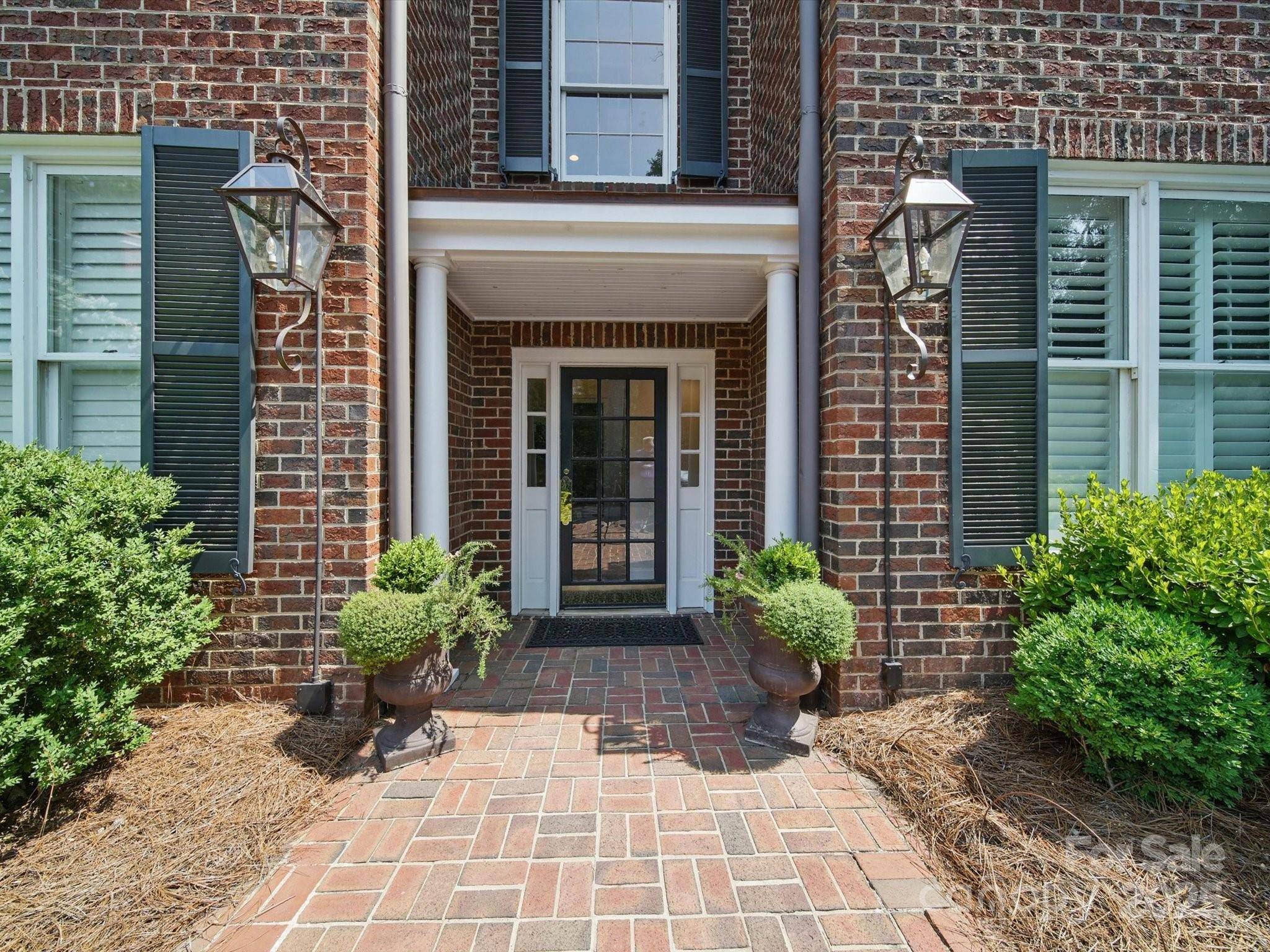 Charlotte, NC 28207,2315 Selwyn AVE #F