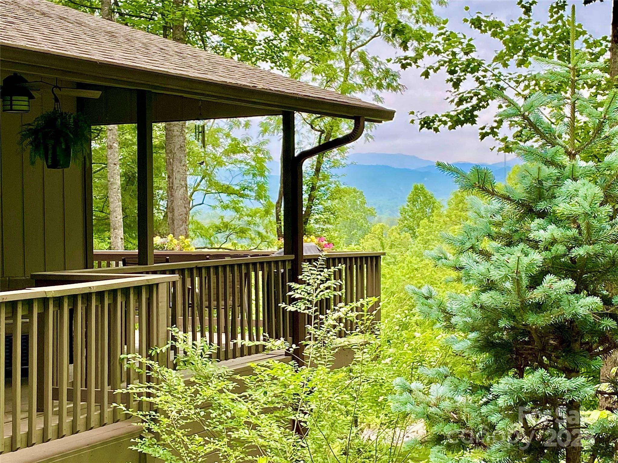 Pisgah Forest, NC 28768,44 Falls Creek RD