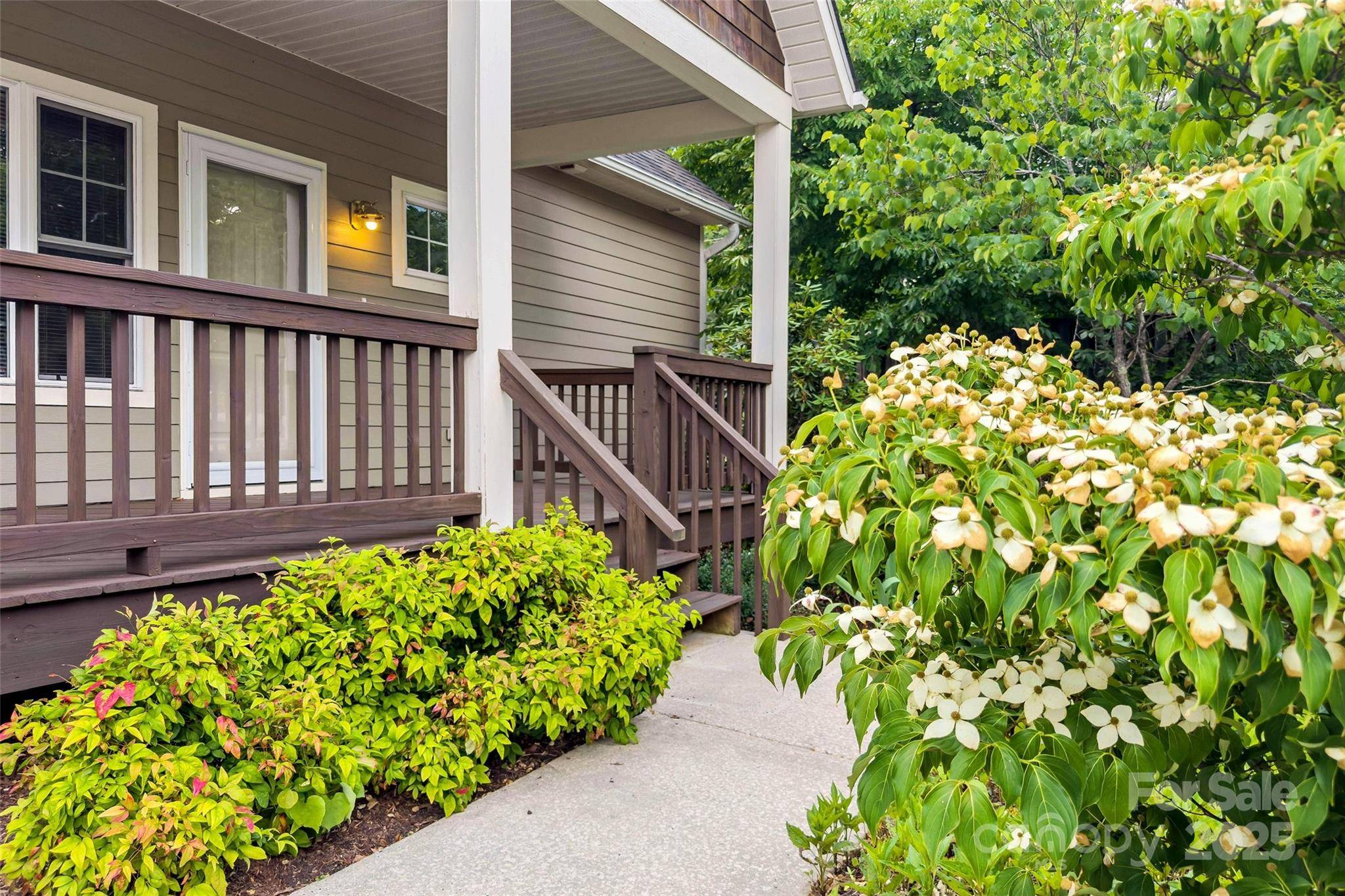 Black Mountain, NC 28711,1 Teresa WAY