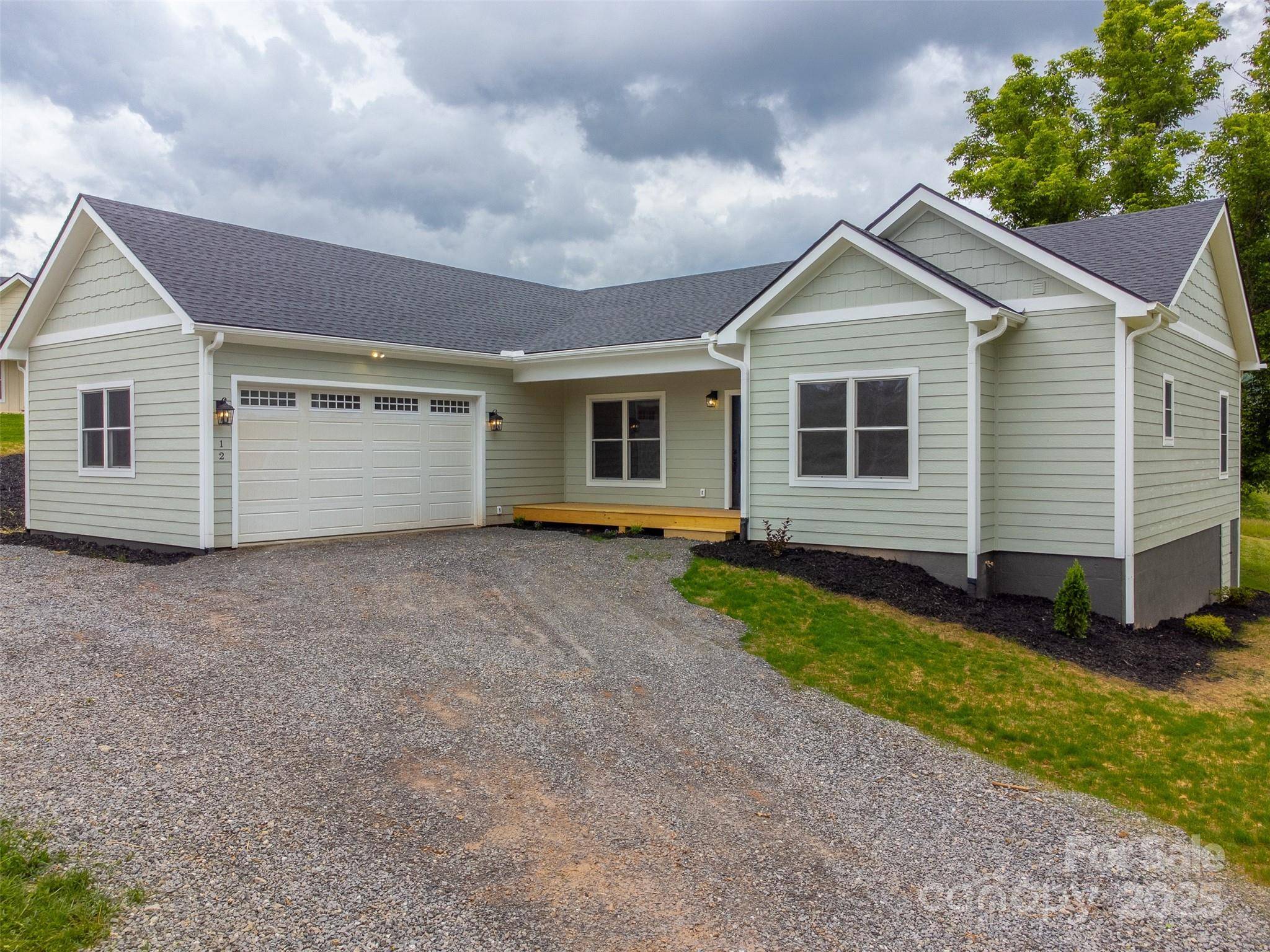 Clyde, NC 28785,12 Gracie Rose ST