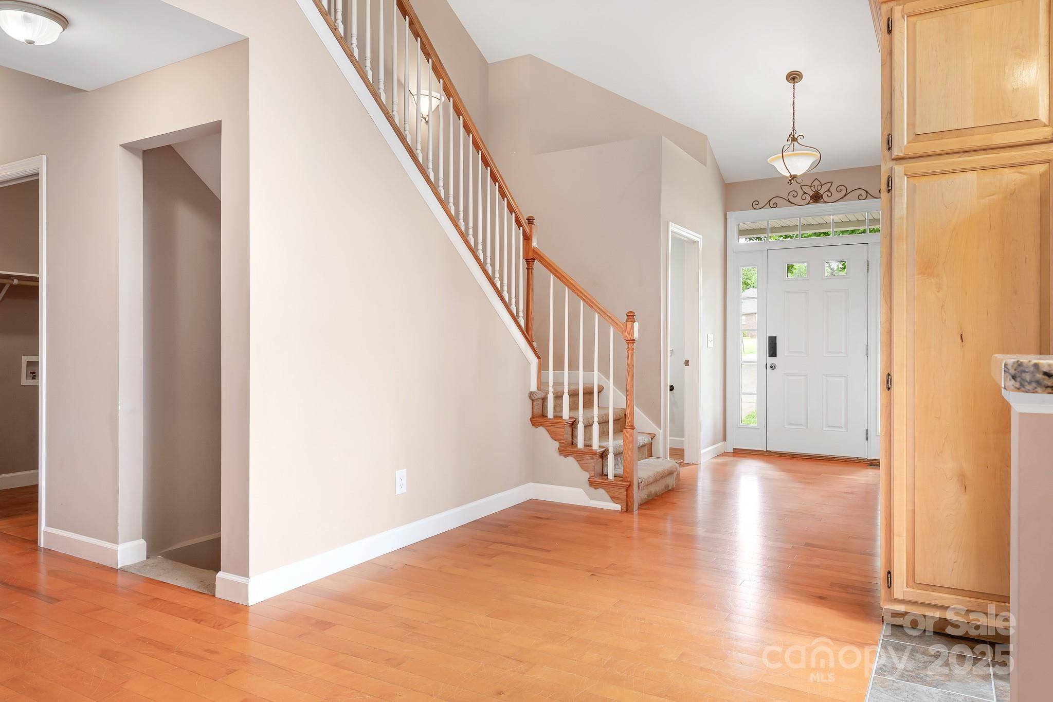 Lincolnton, NC 28092,2695 Queens DR