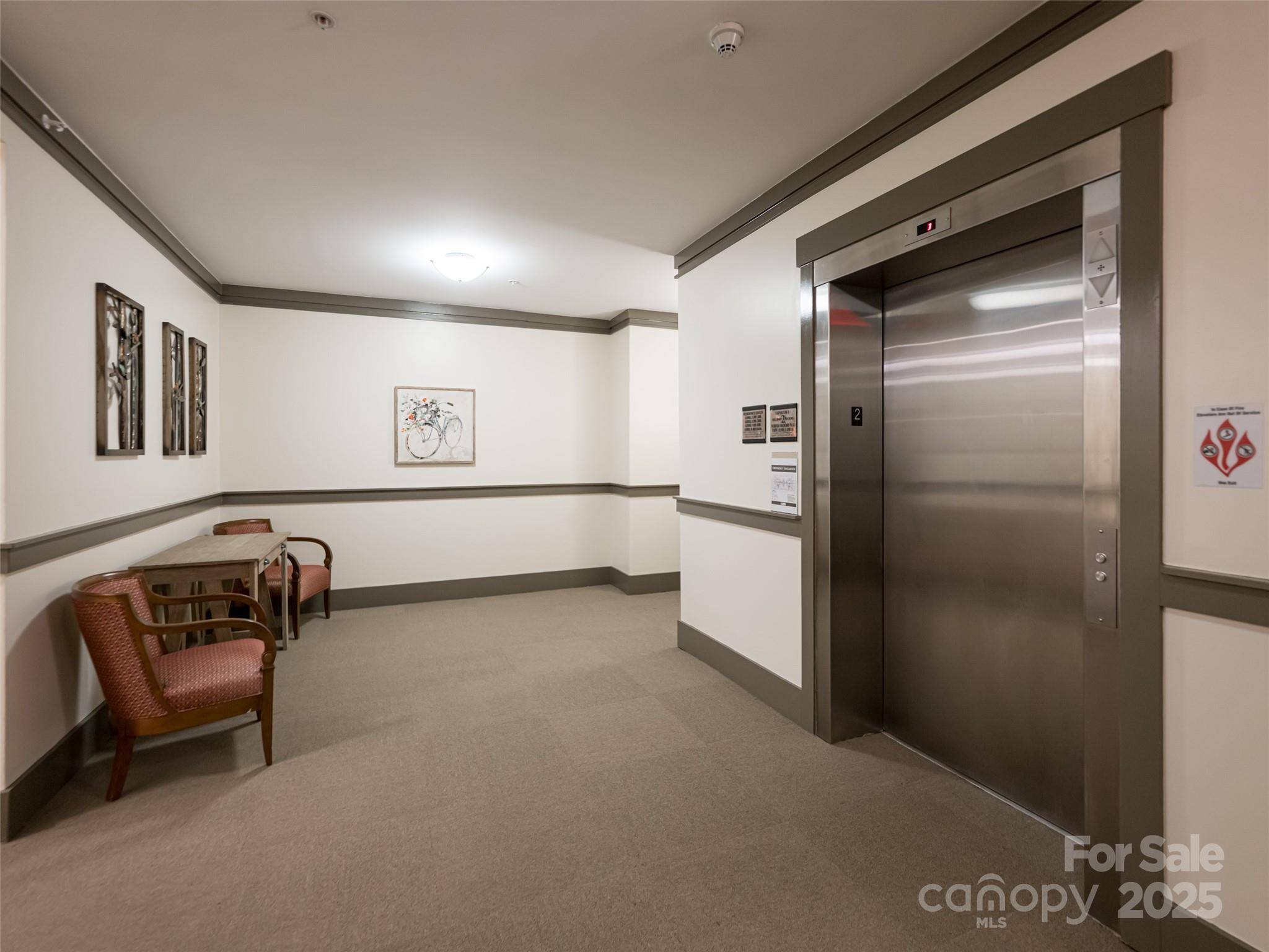 Asheville, NC 28803,5 Farleigh ST #206