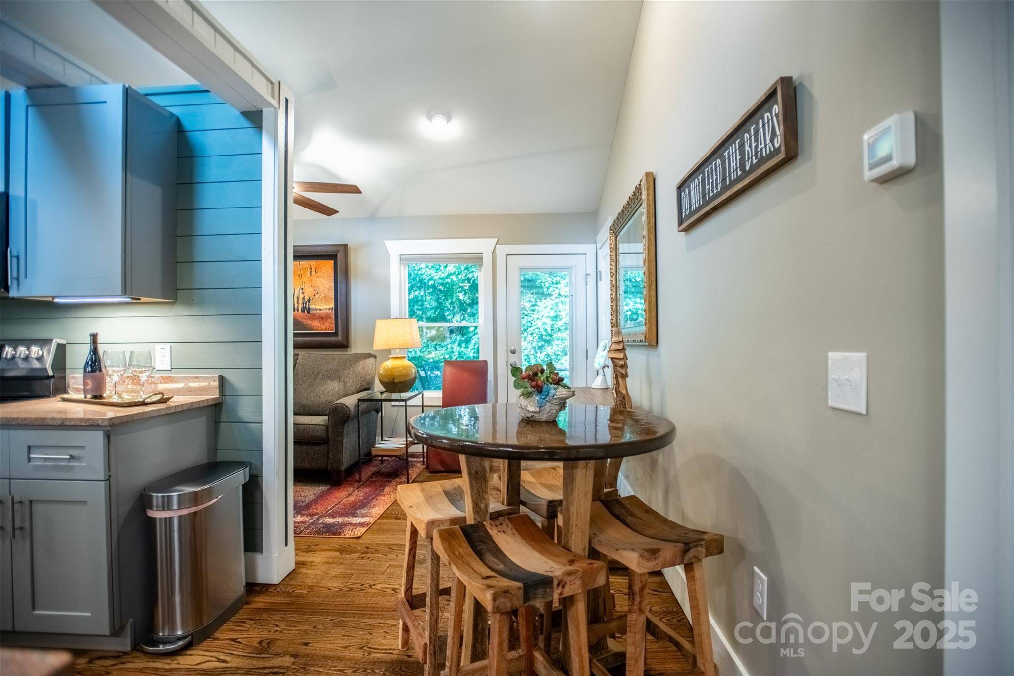 Waynesville, NC 28786,400 Wall ST