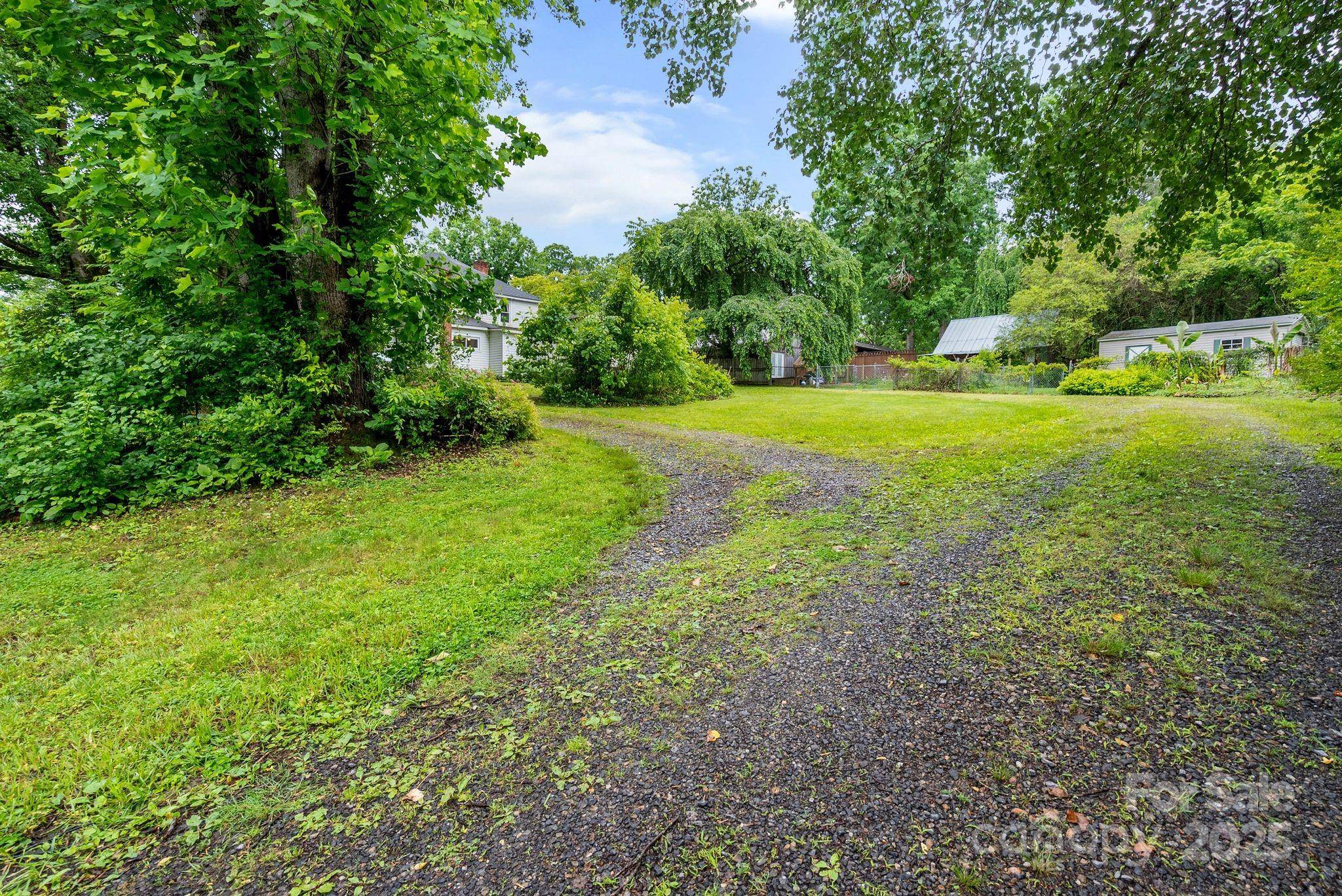 Black Mountain, NC 28711,113 4th ST #7