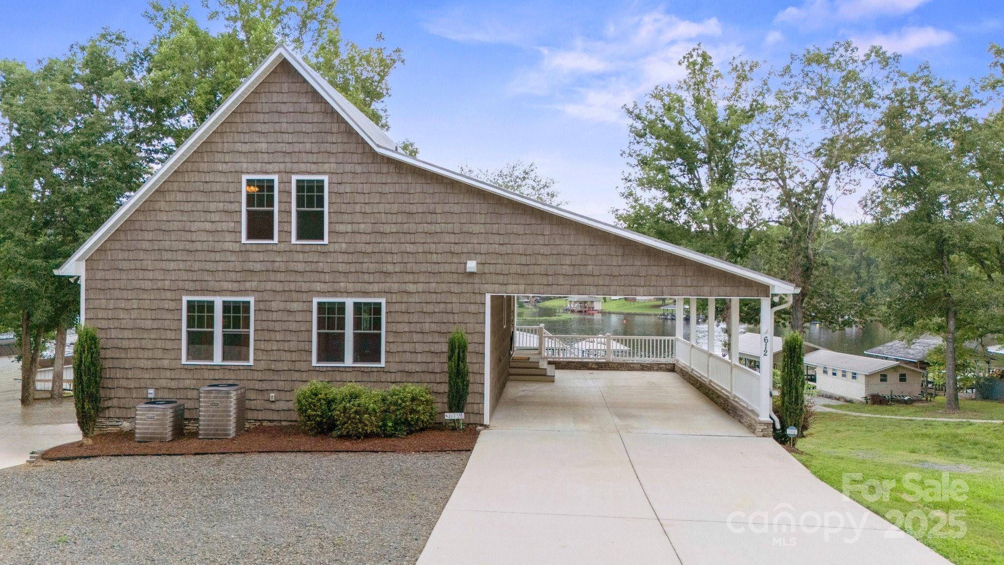 Norwood, NC 28128,612 Berry Hill DR
