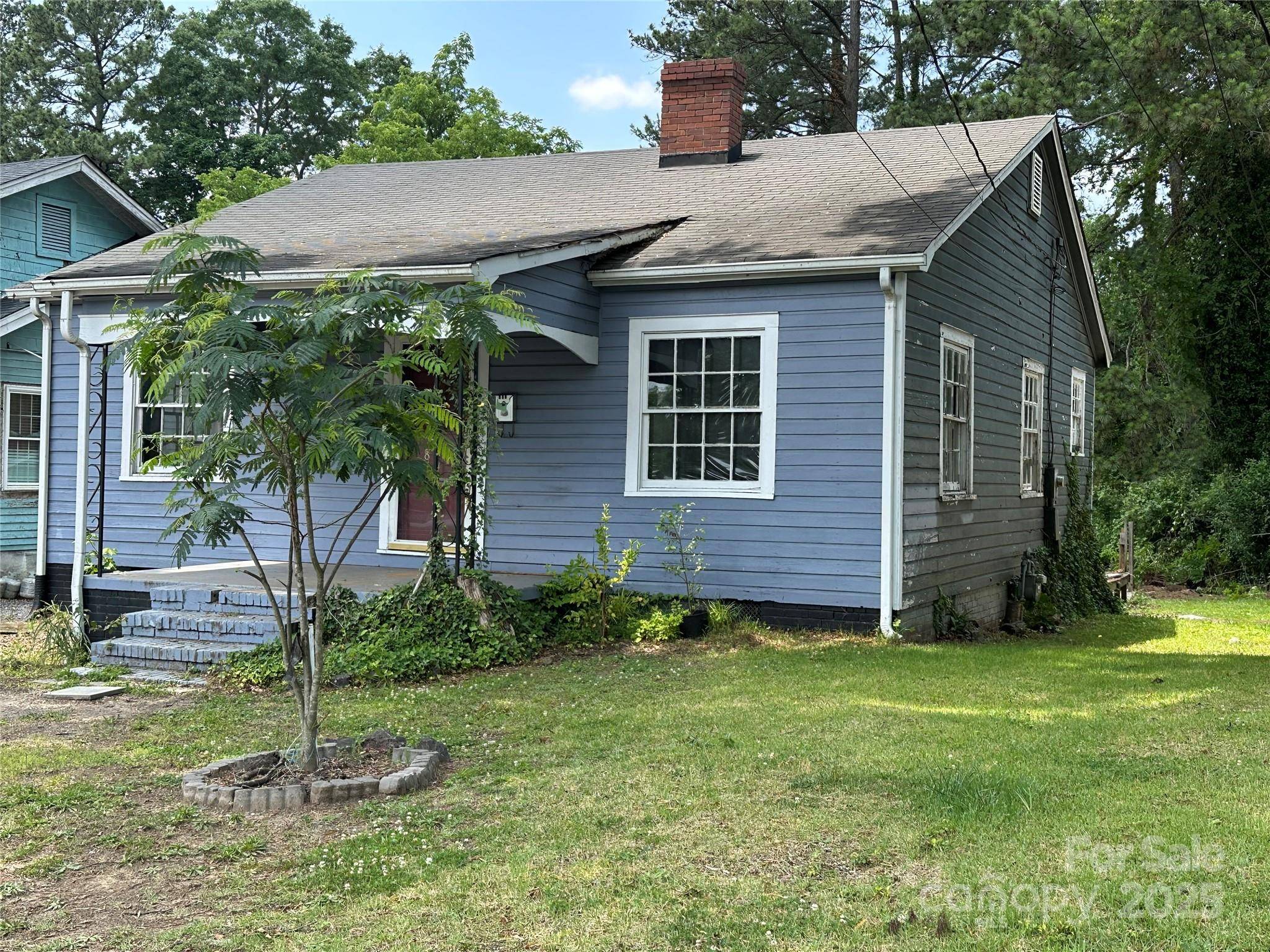 Gastonia, NC 28052,839 S Chester ST