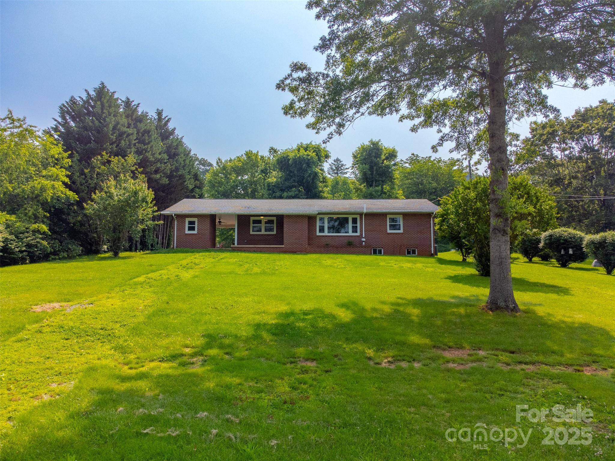 Sylva, NC 28779,191 Rolling Green DR